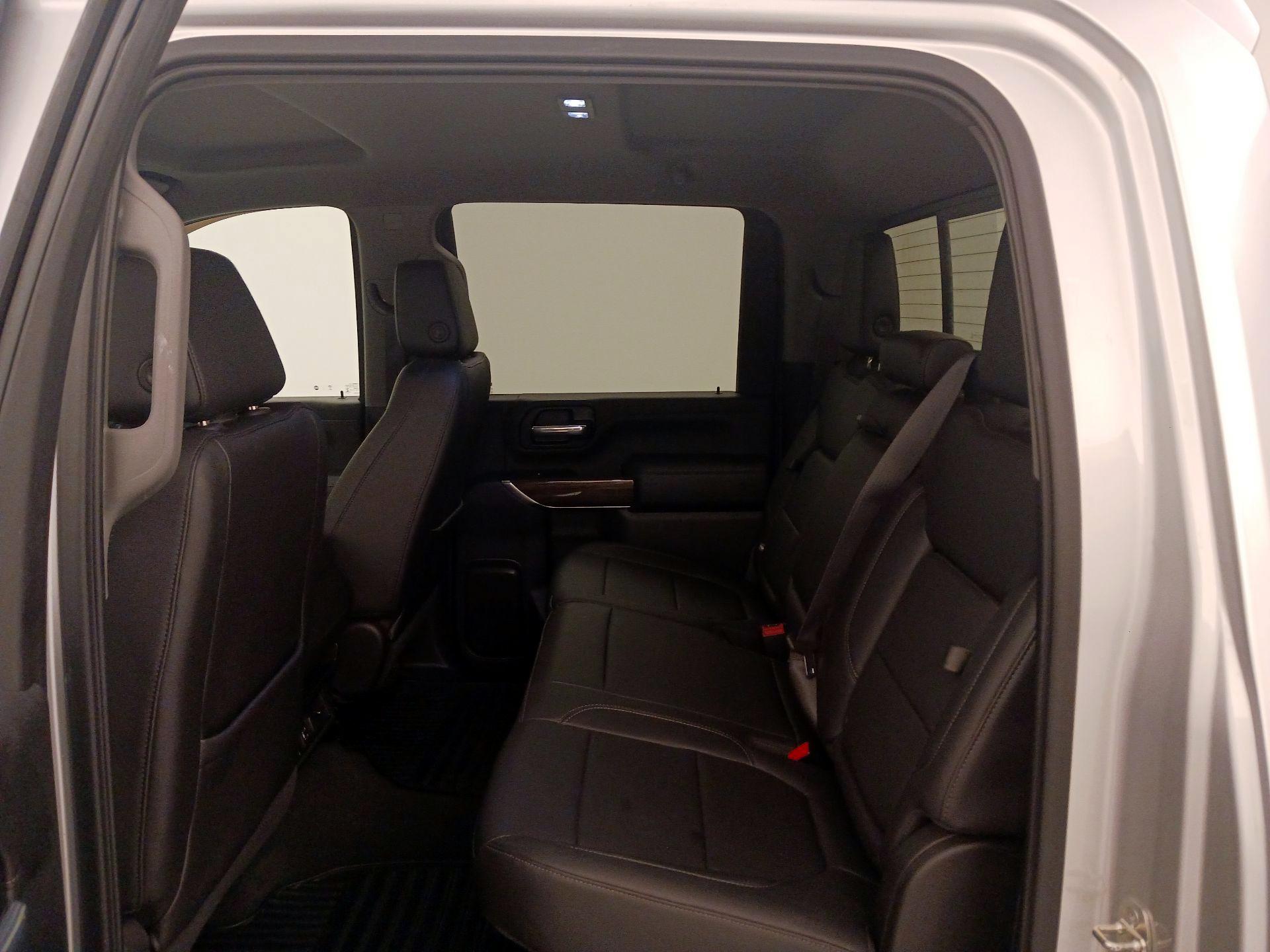 Thumbnail: 2020 Chevrolet Silverado 2500 - 19