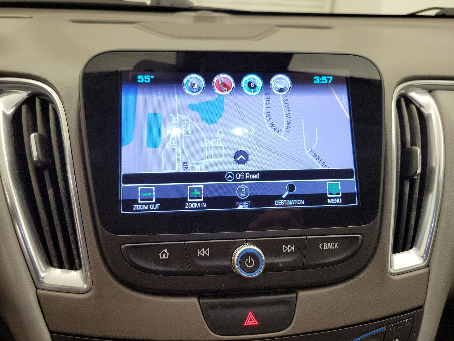 Thumbnail: 2017 Chevrolet Malibu - 14