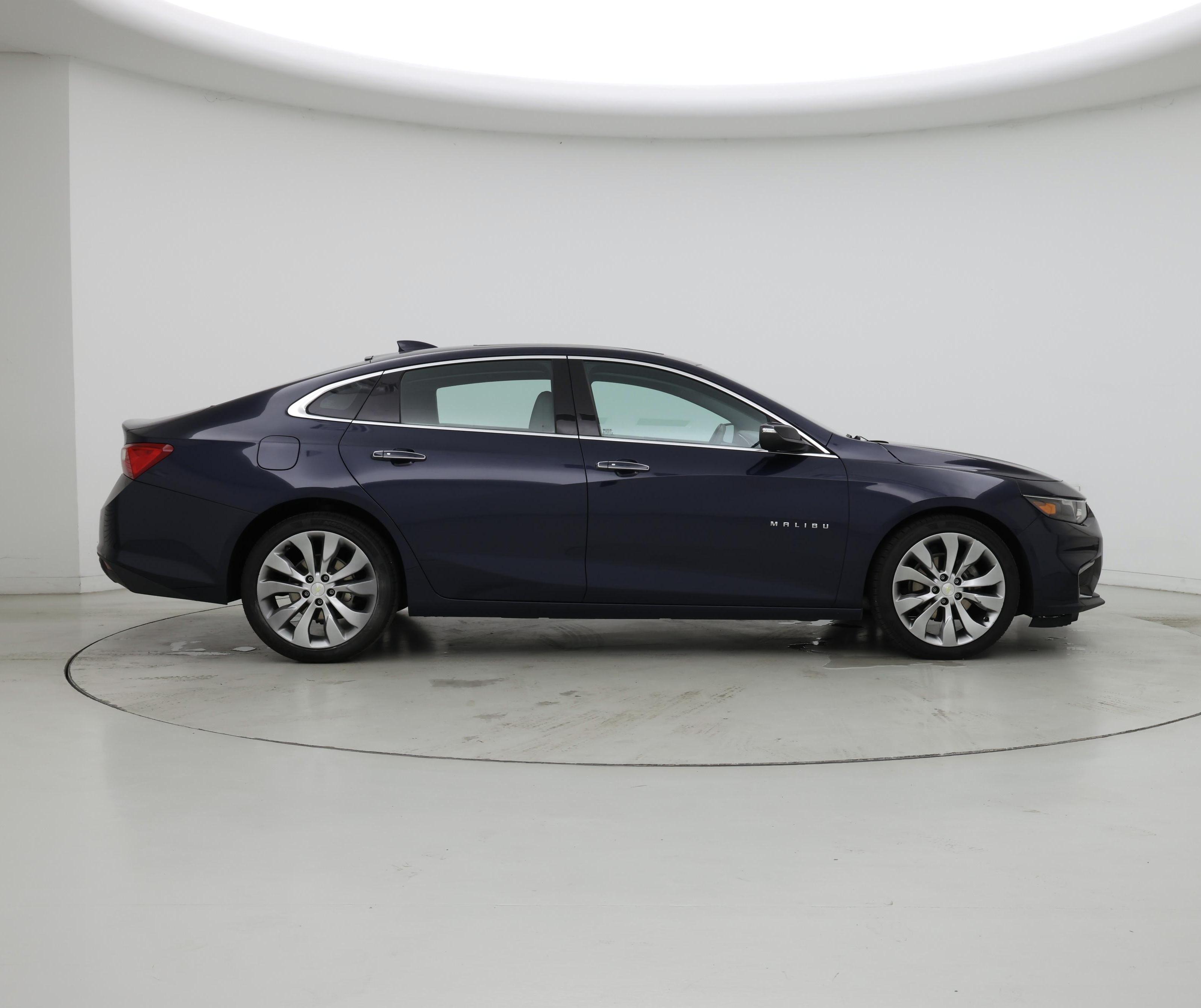 Thumbnail: 2017 Chevrolet Malibu - 7