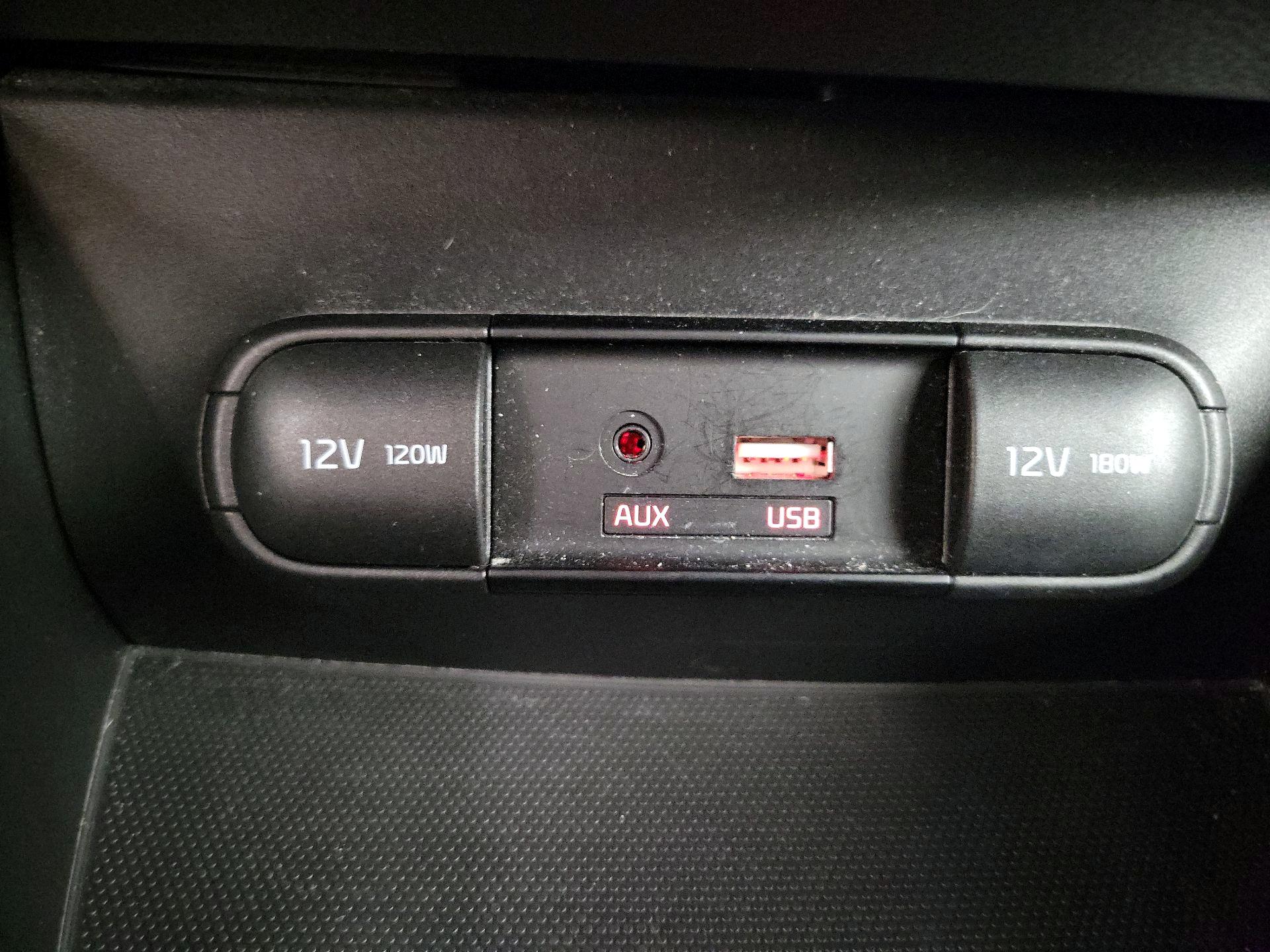 Thumbnail: 2019 Kia Soul - 18