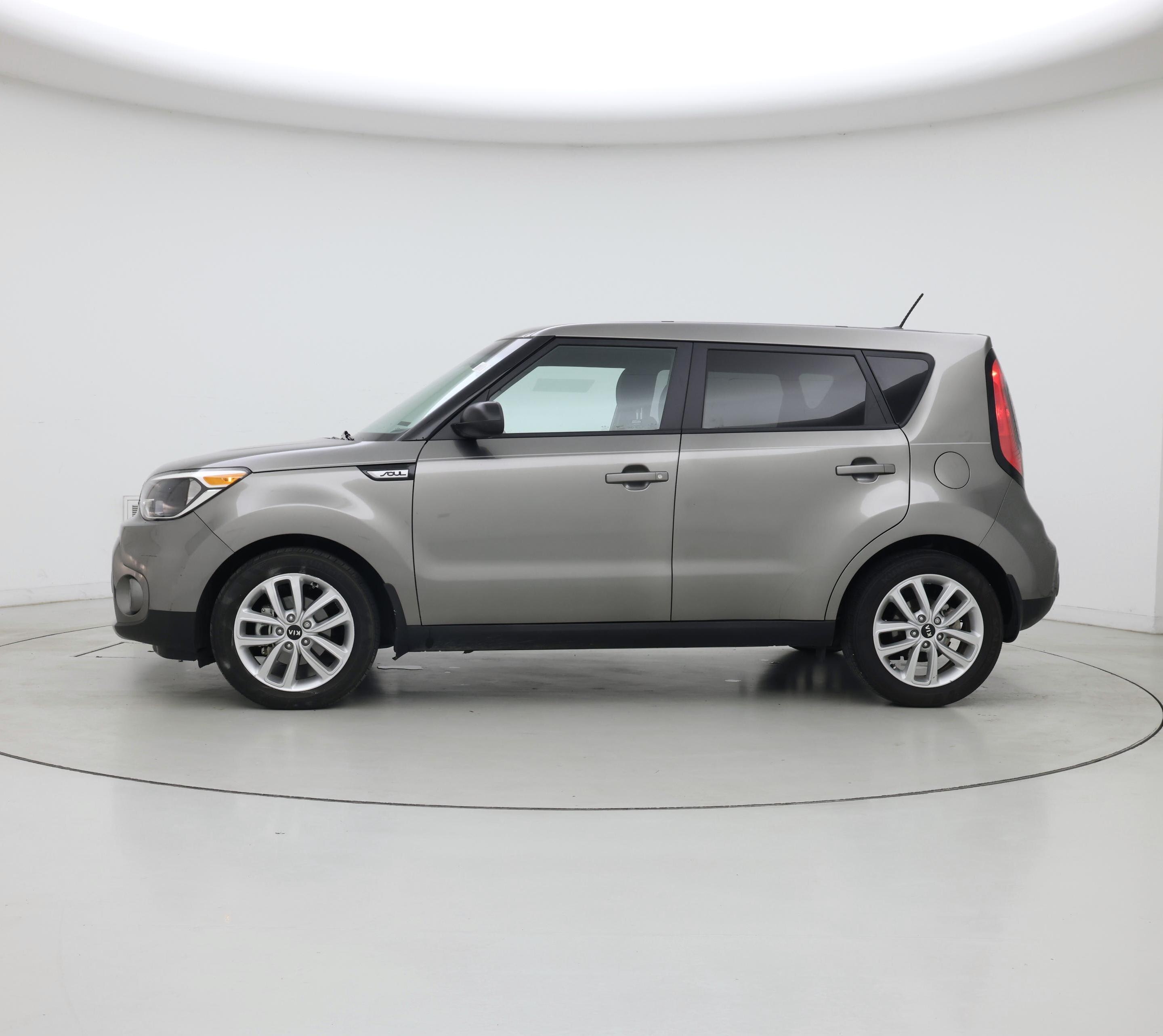 Thumbnail: 2019 Kia Soul - 3