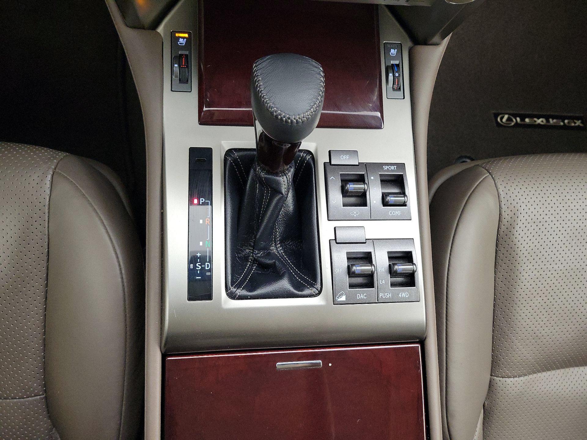 Thumbnail: 2018 Lexus GX - 18