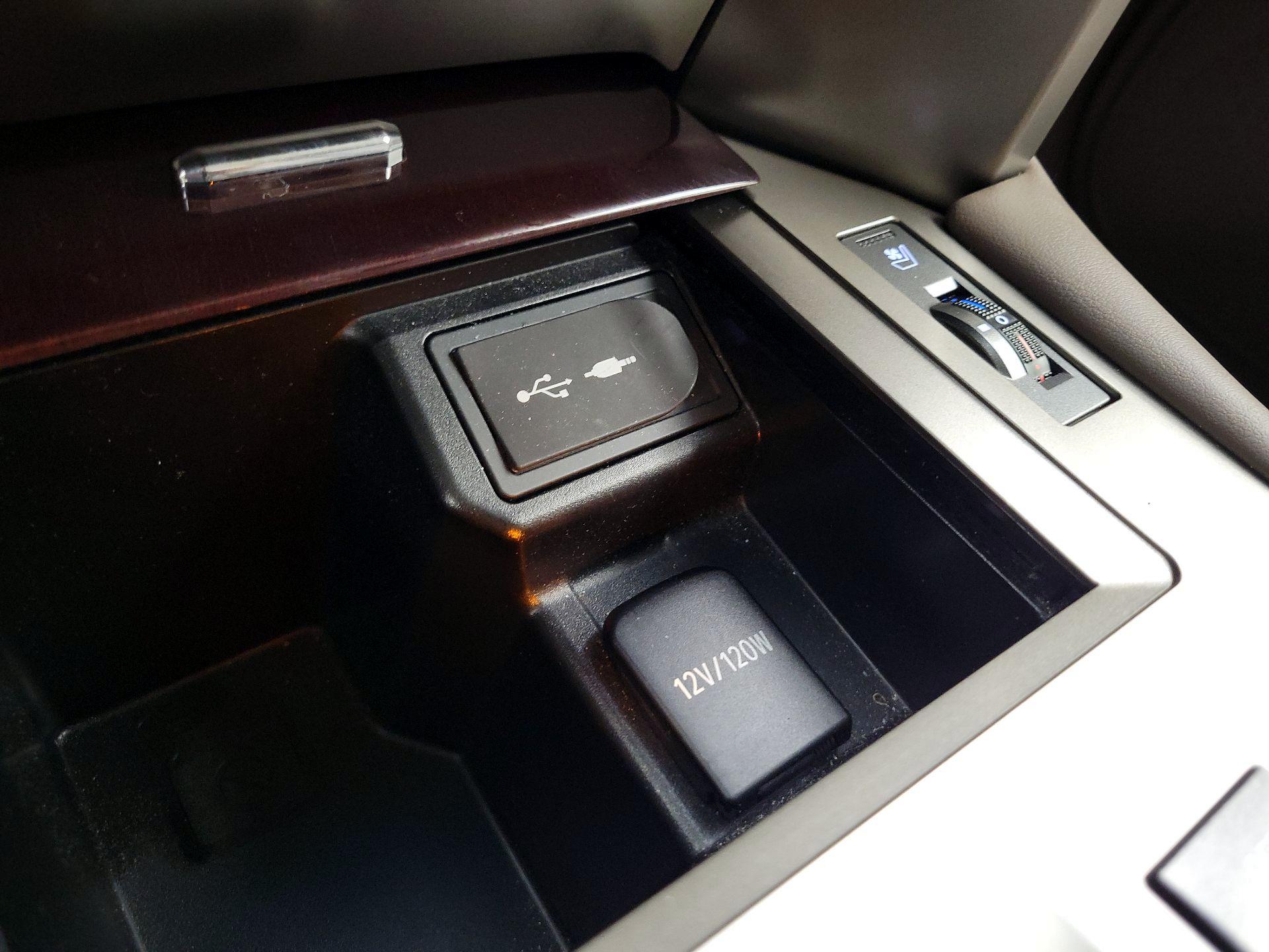 Thumbnail: 2018 Lexus GX - 19