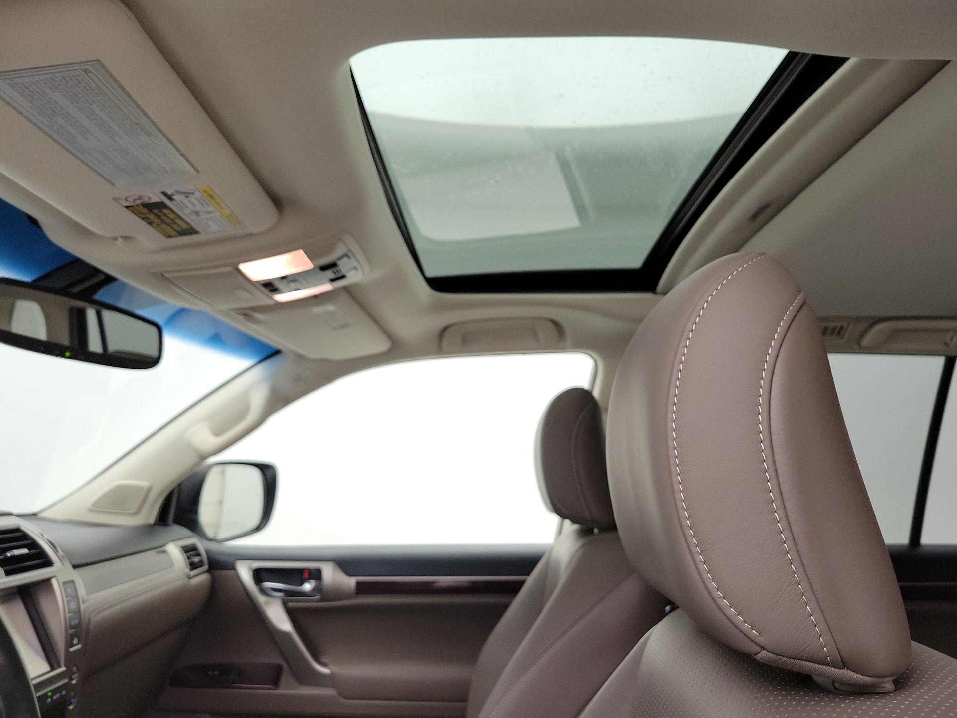 Thumbnail: 2018 Lexus GX - 20