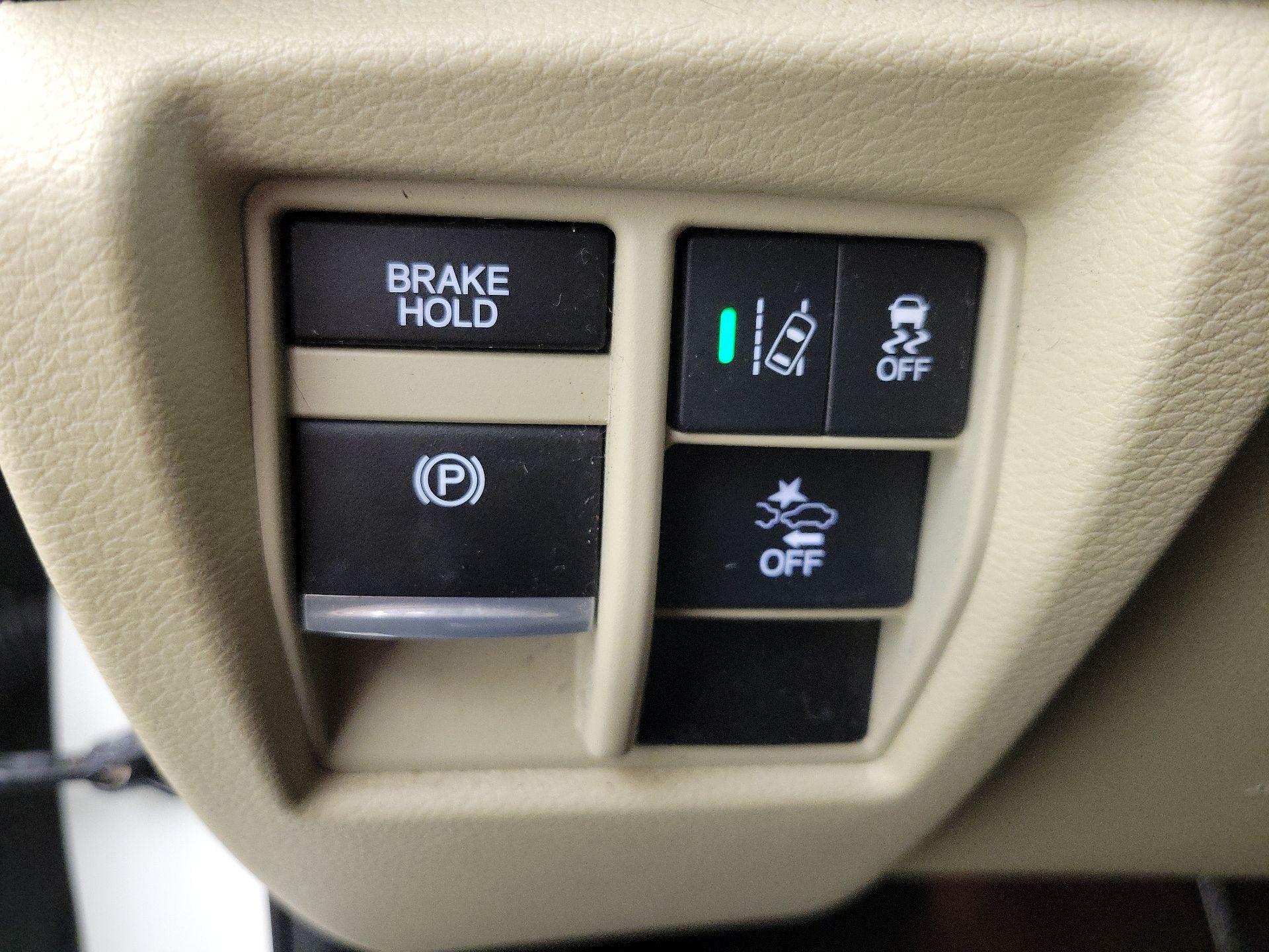 Thumbnail: 2017 Acura MDX - 13