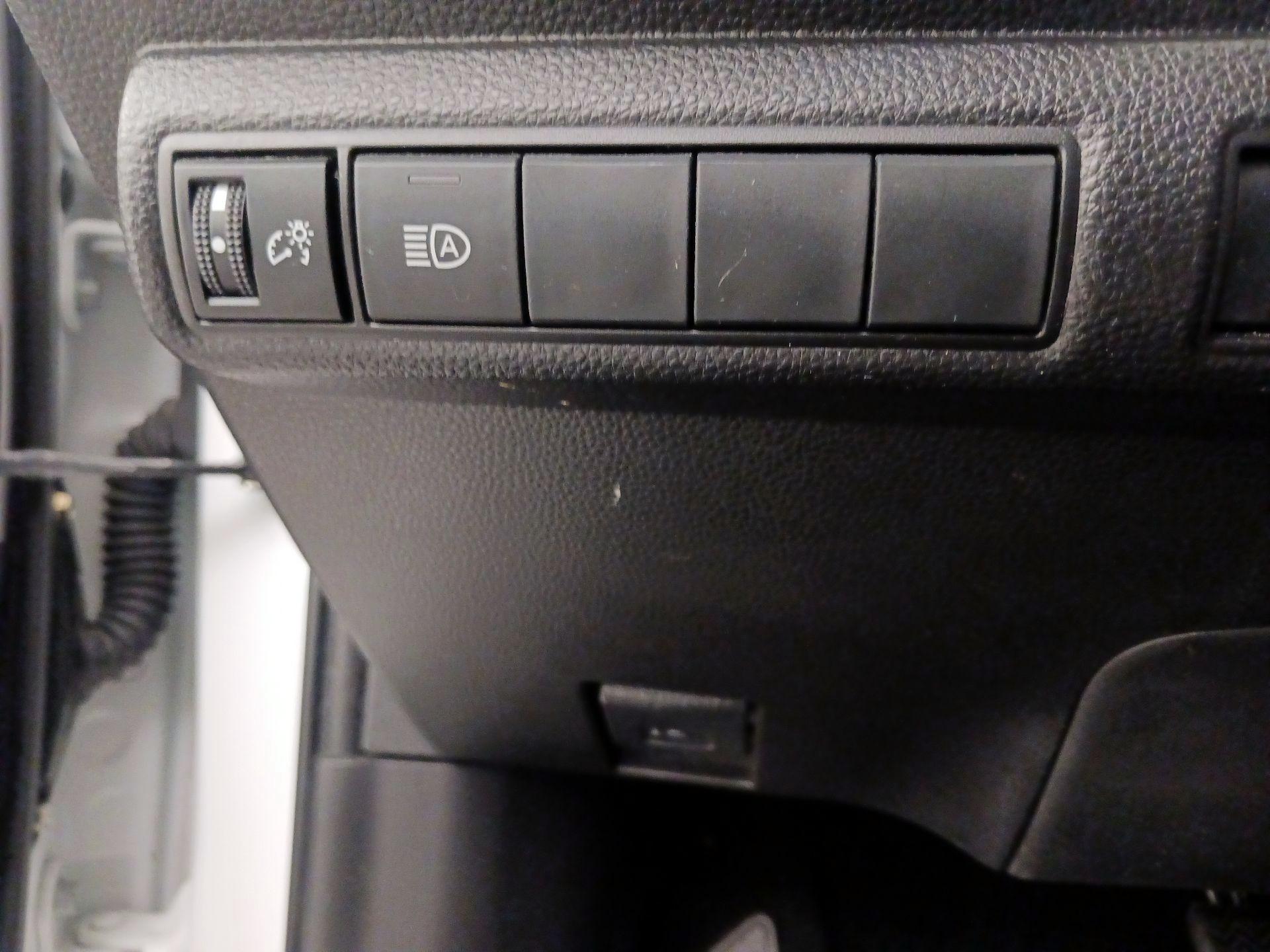 Thumbnail: 2022 Toyota Corolla - 13