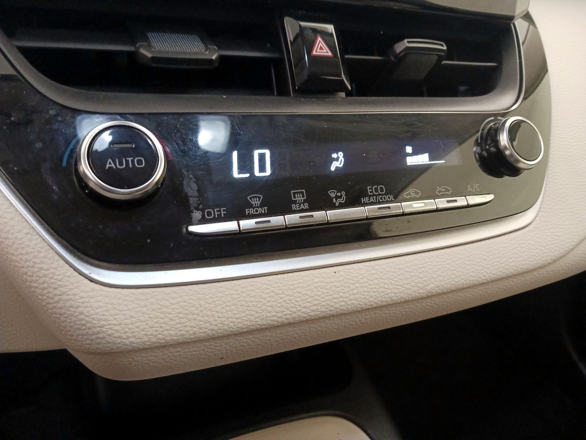 Thumbnail: 2022 Toyota Corolla - 16