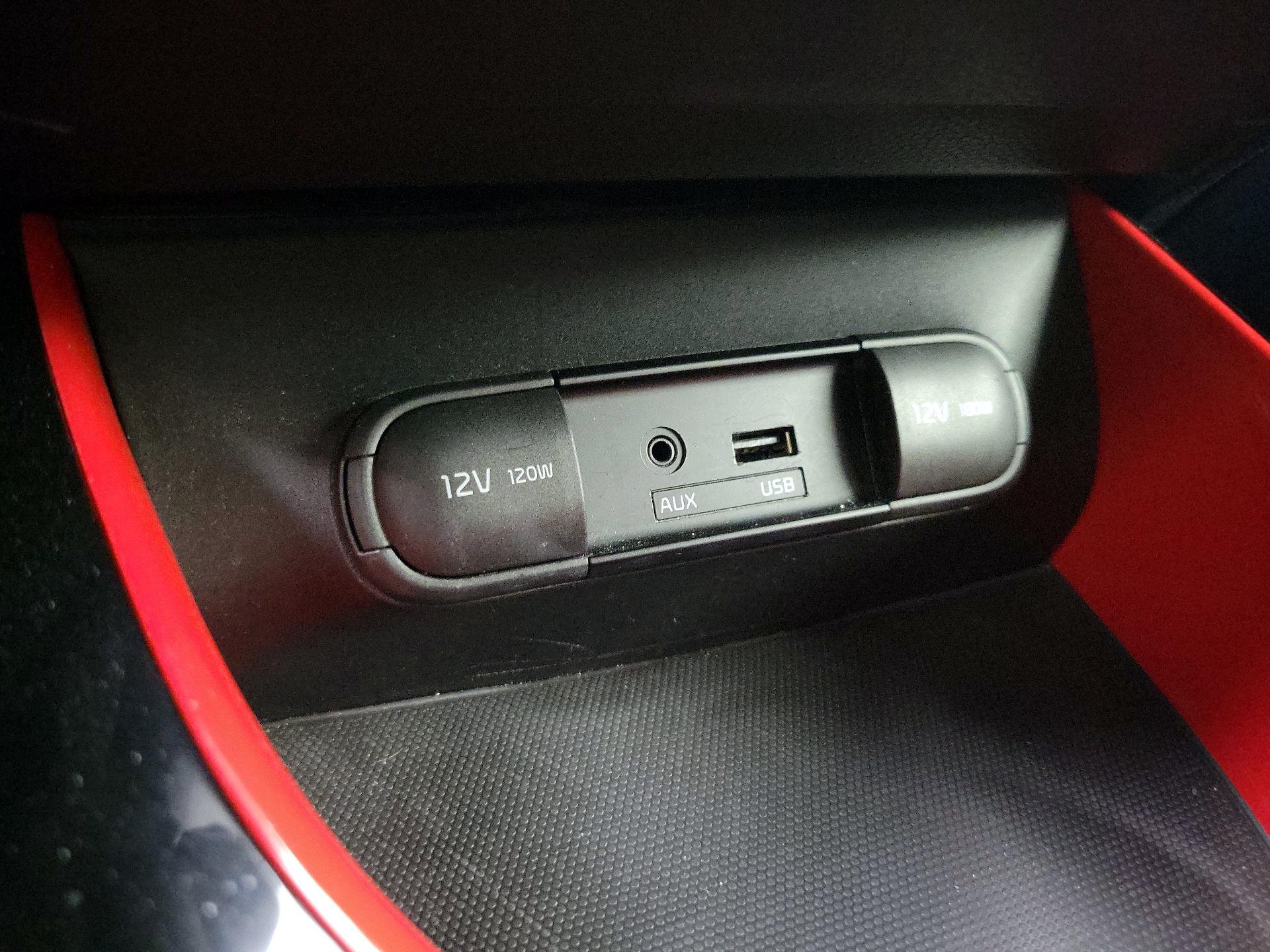 Thumbnail: 2014 Kia Soul - 19