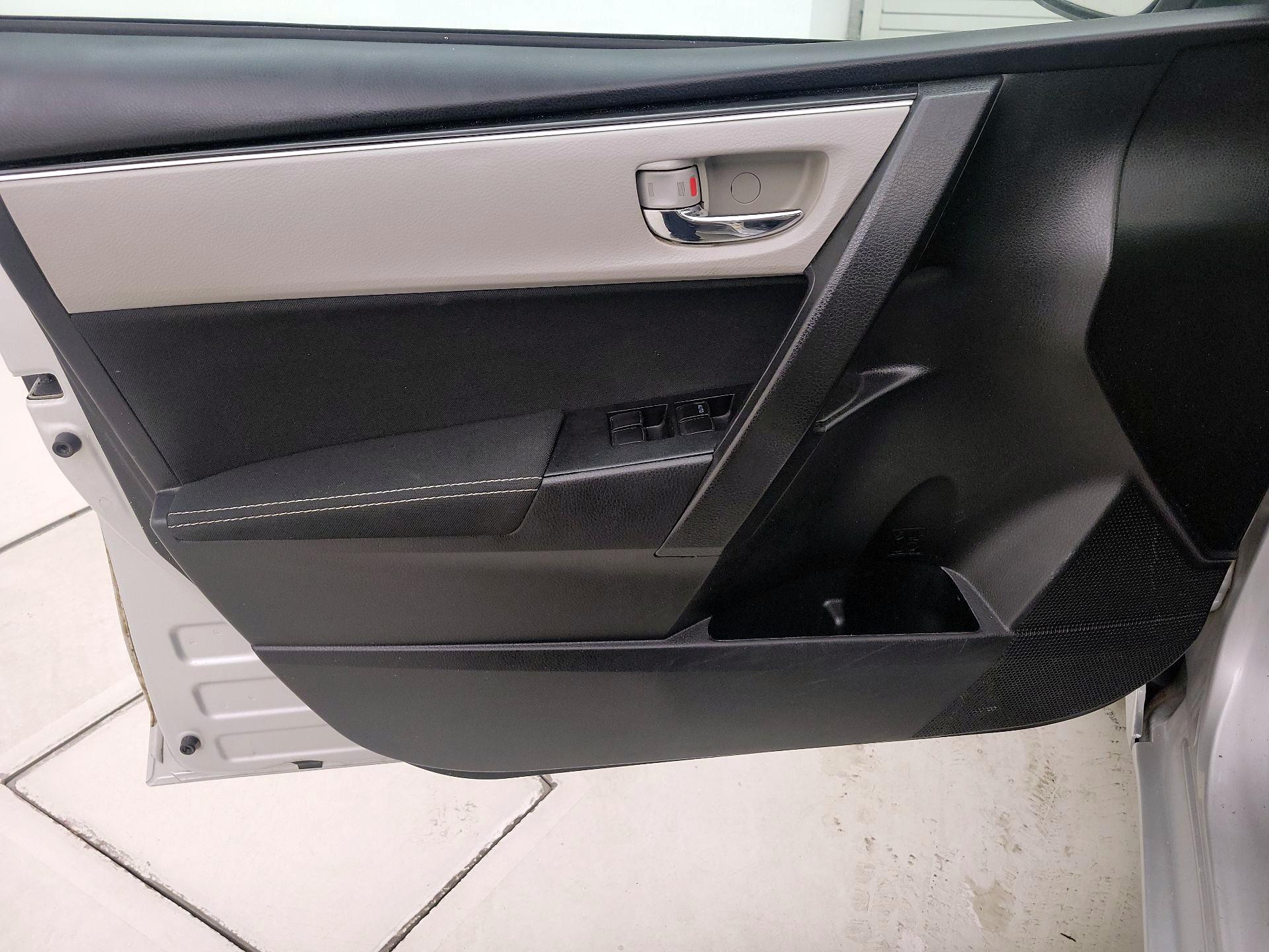 Thumbnail: 2019 Toyota Corolla - 12