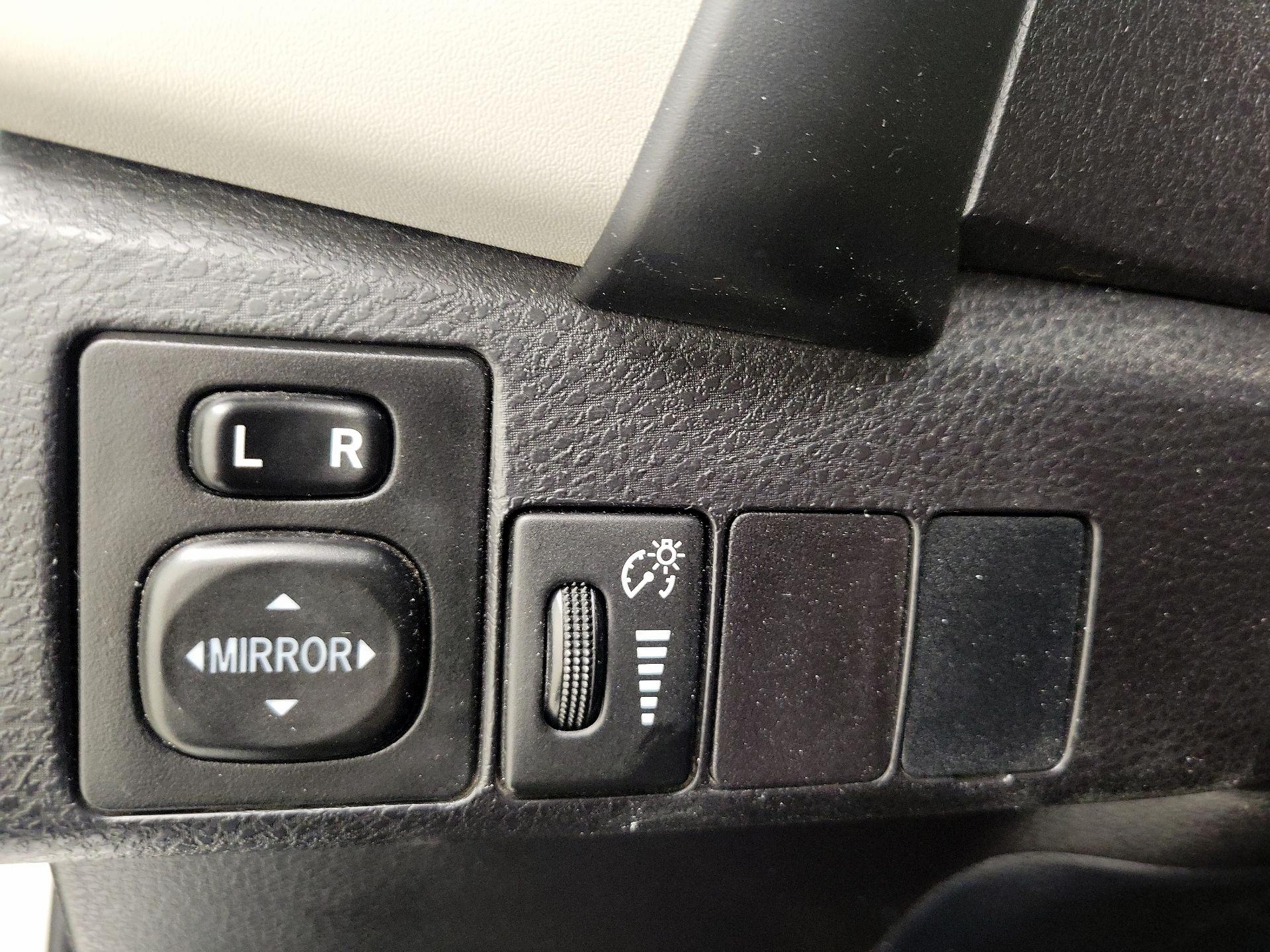 Thumbnail: 2019 Toyota Corolla - 13