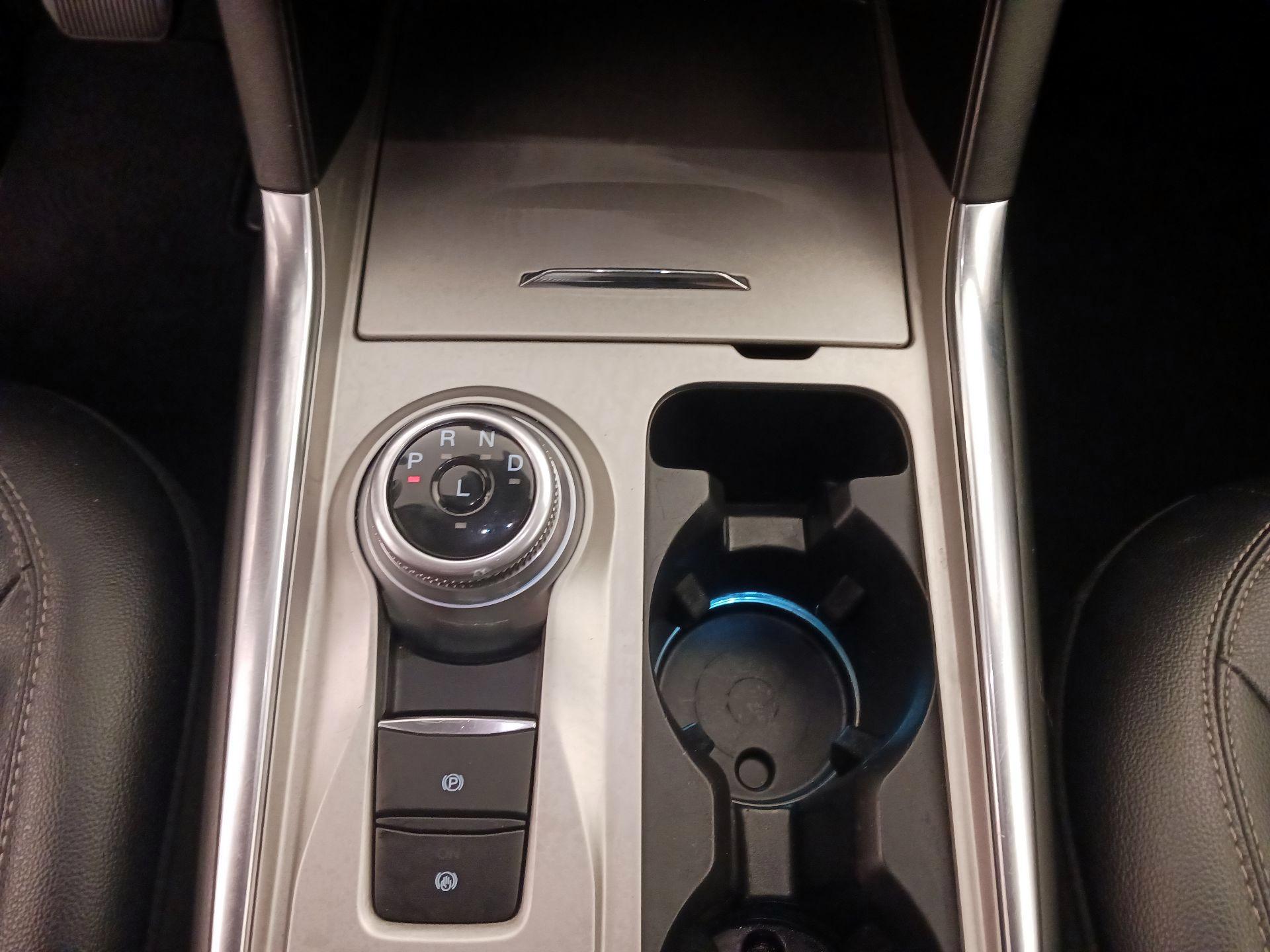 Thumbnail: 2021 Ford Explorer - 18