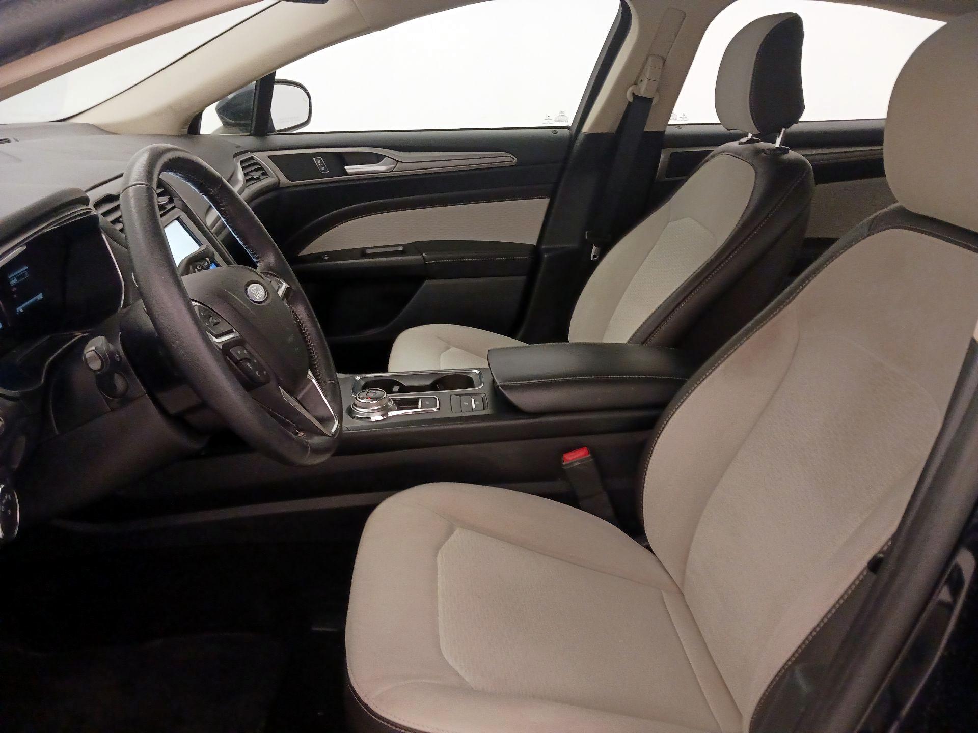 Thumbnail: 2020 Ford Fusion - 11