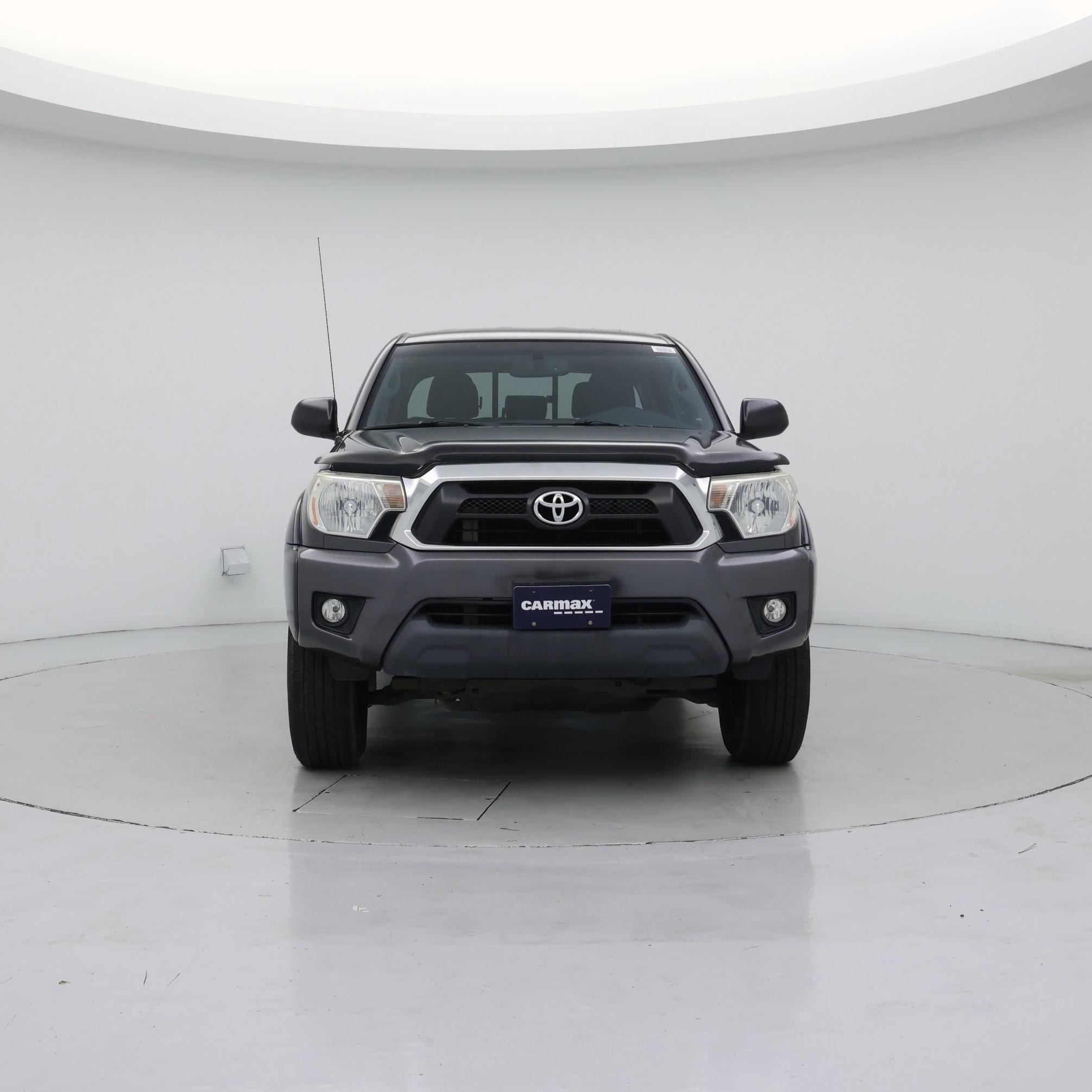 Thumbnail: 2015 Toyota Tacoma - 5