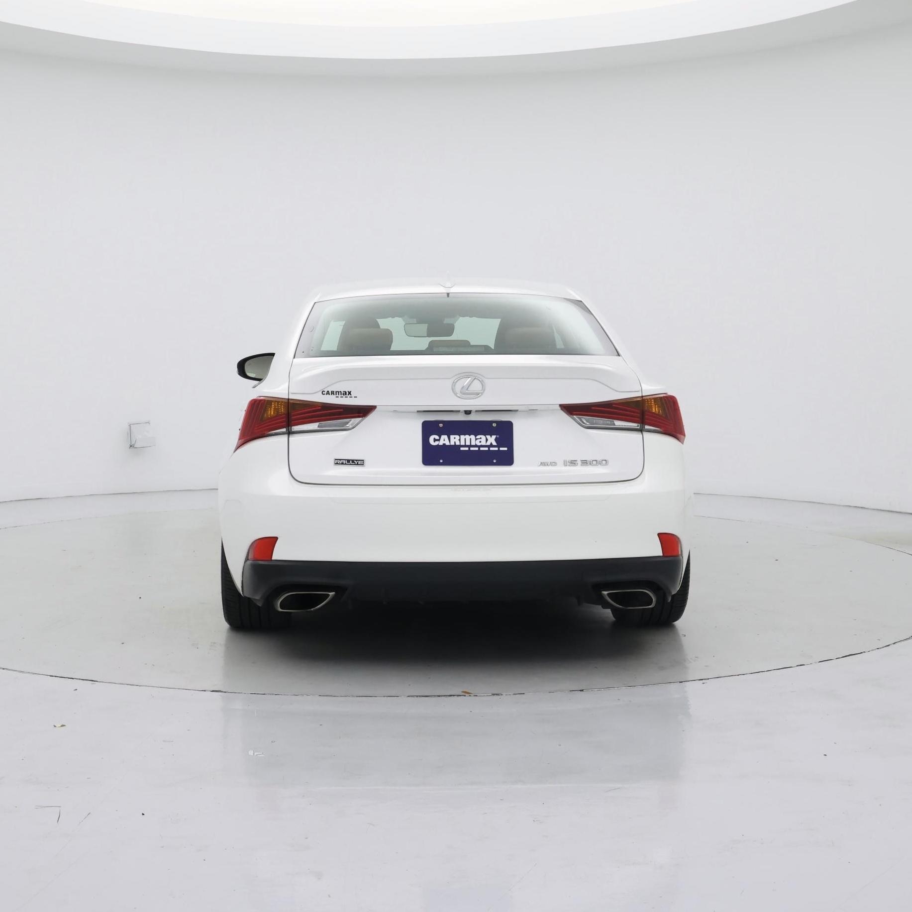 Thumbnail: 2017 Lexus IS - 6