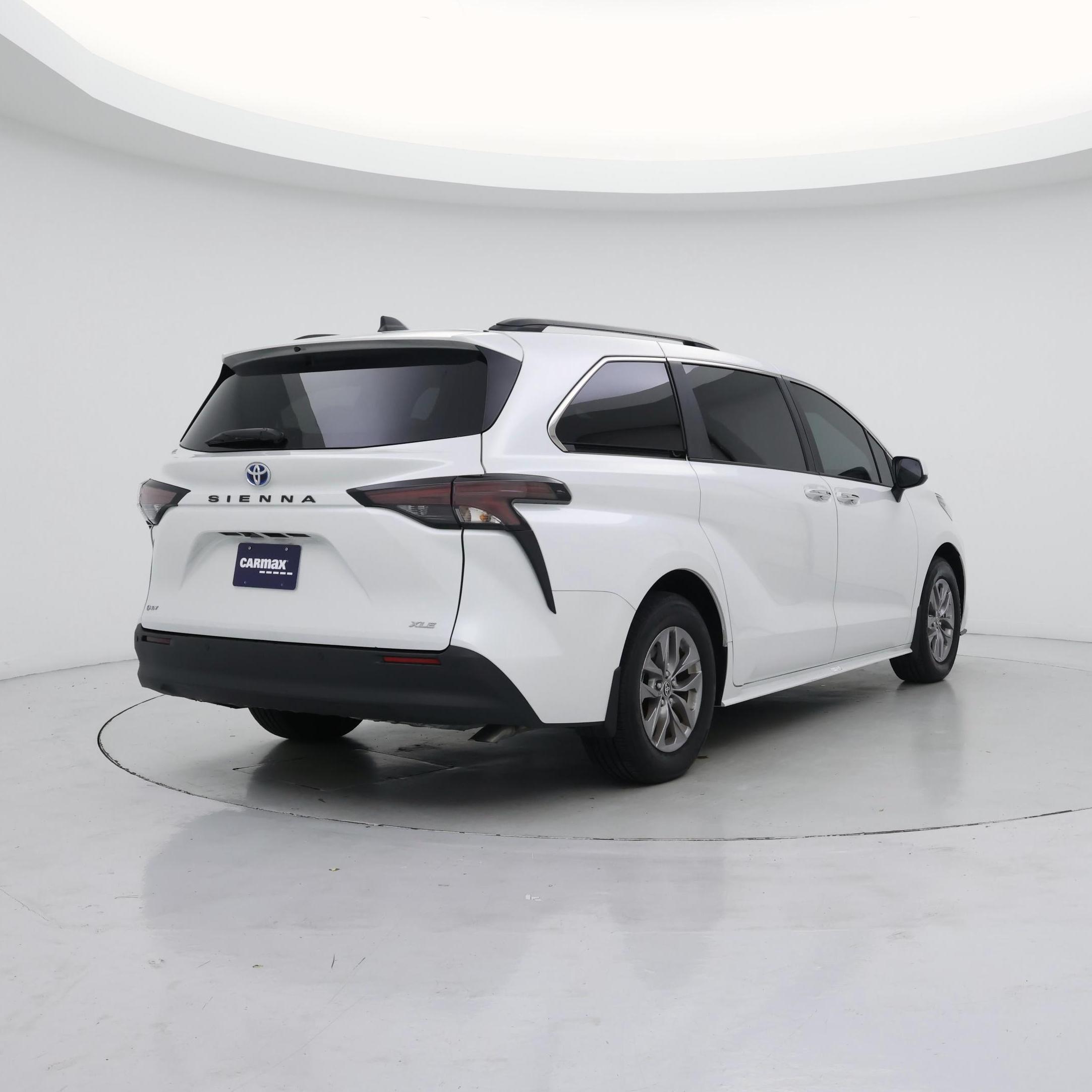 Thumbnail: 2025 Toyota Sienna - 8