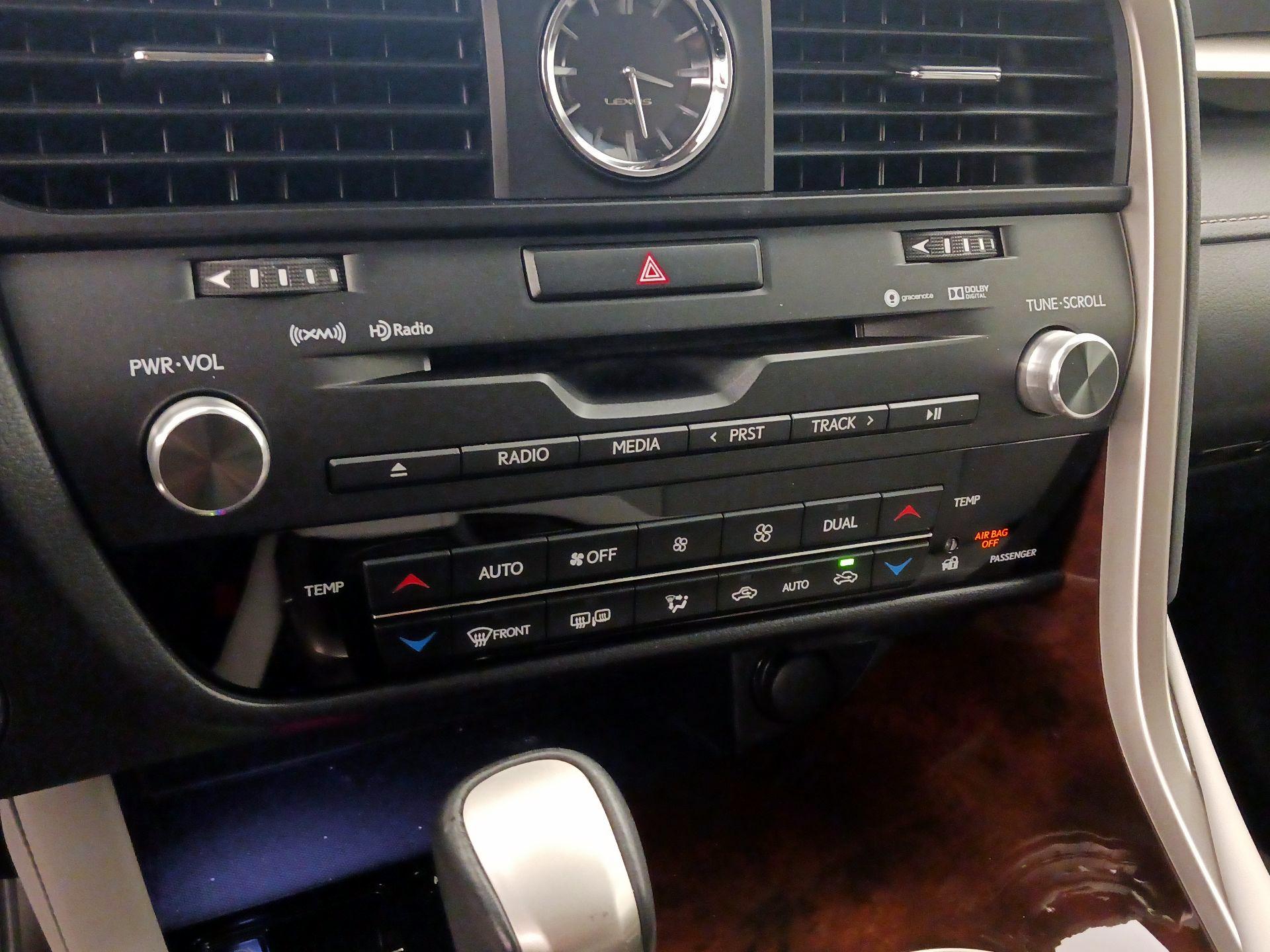 Thumbnail: 2018 Lexus RX - 17