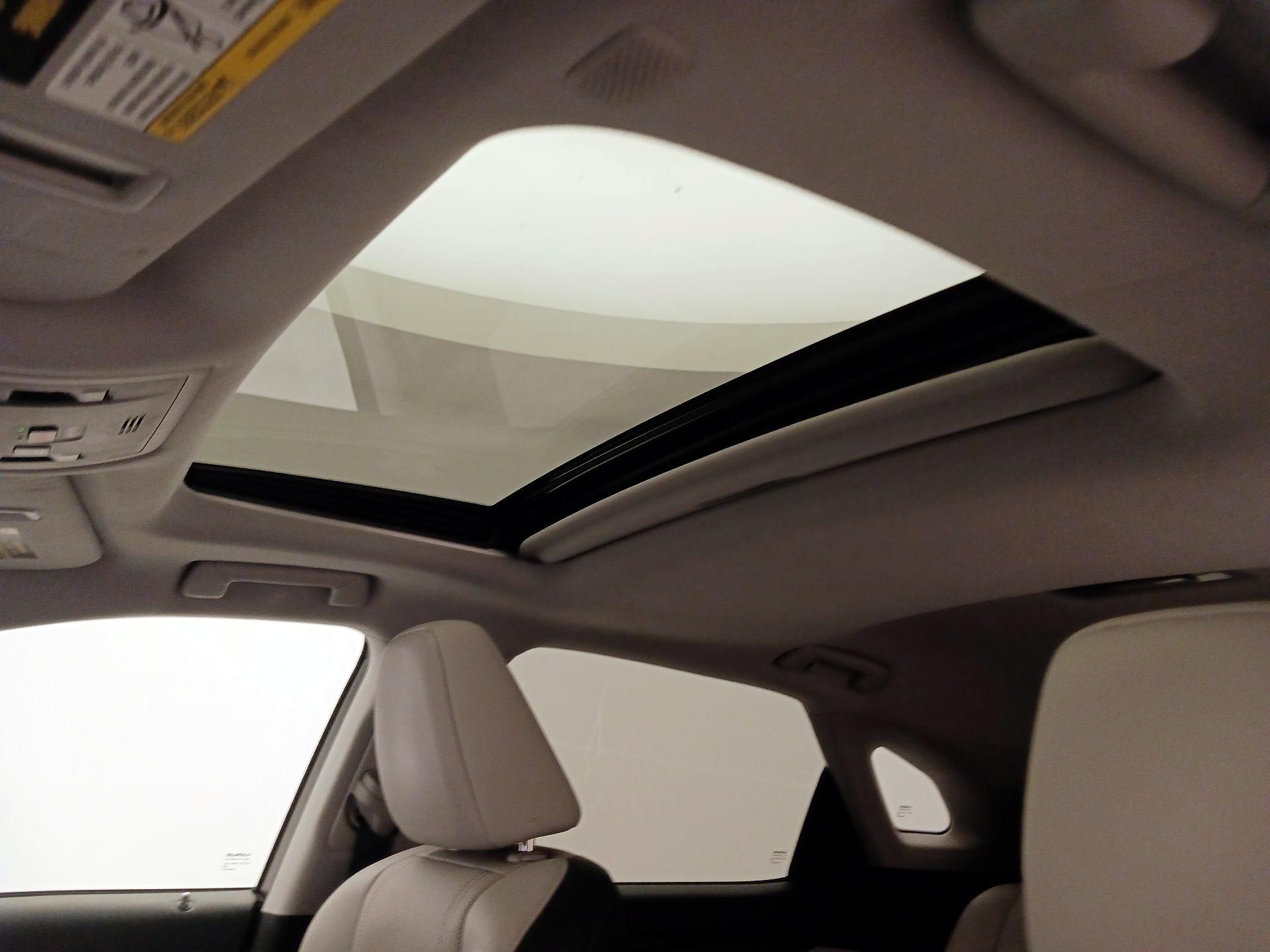 Thumbnail: 2018 Lexus RX - 20