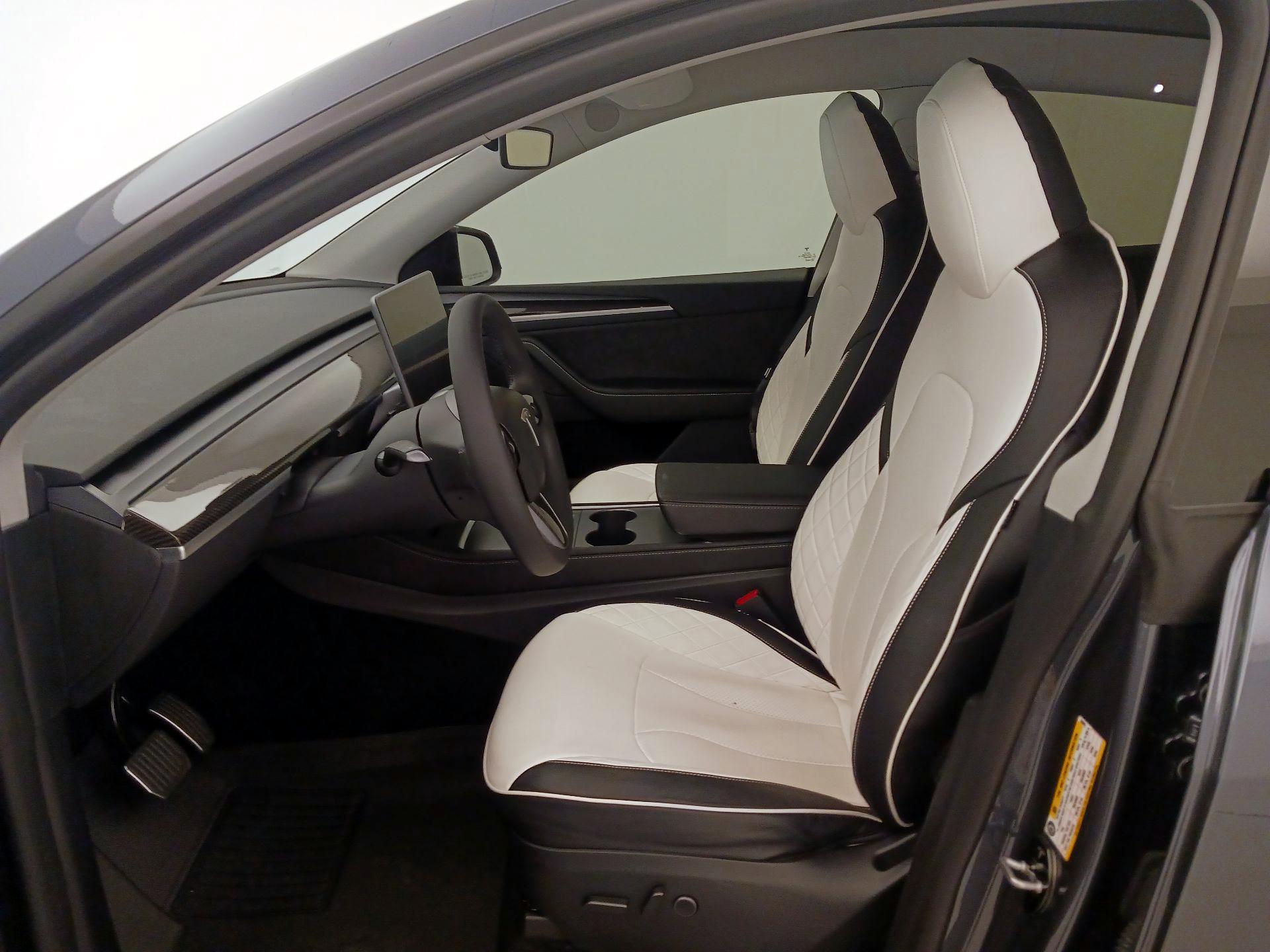 Thumbnail: 2023 Tesla Model Y - 11