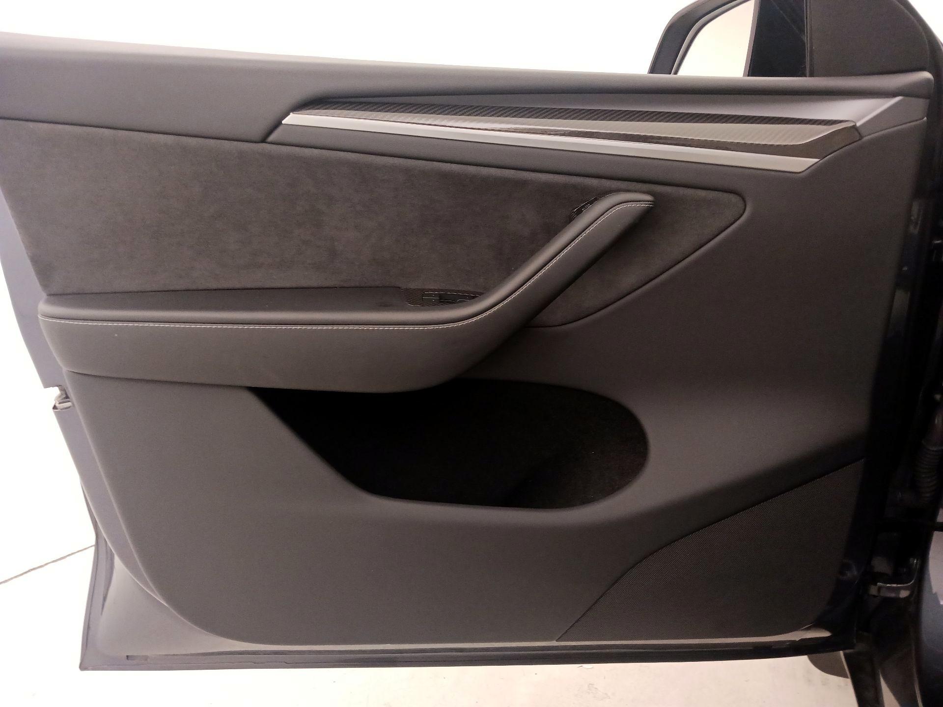 Thumbnail: 2023 Tesla Model Y - 12