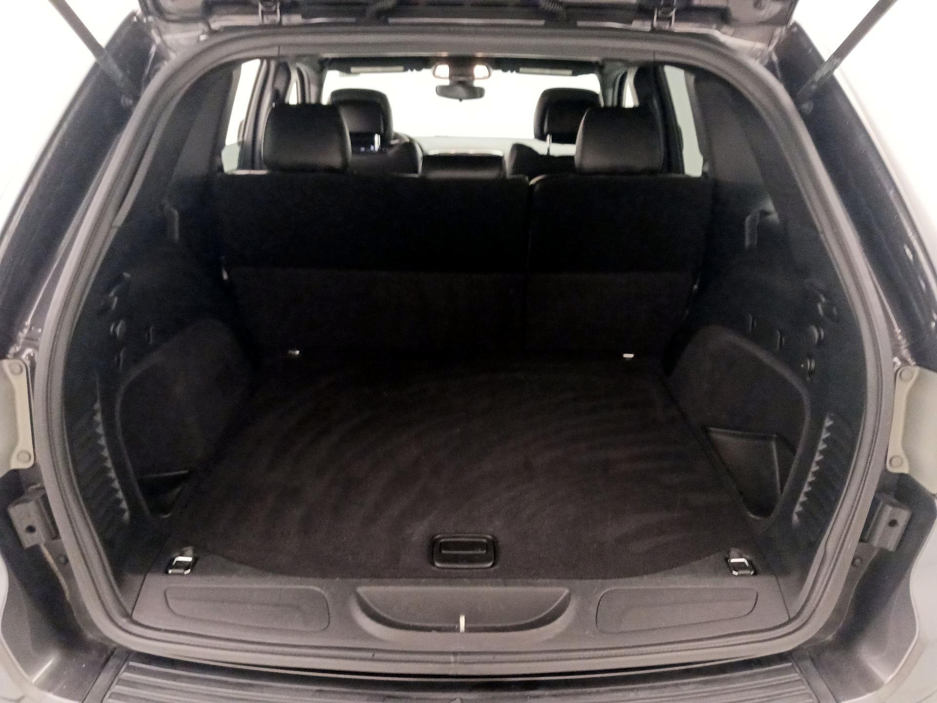 Thumbnail: 2017 Jeep Grand Cherokee - 20