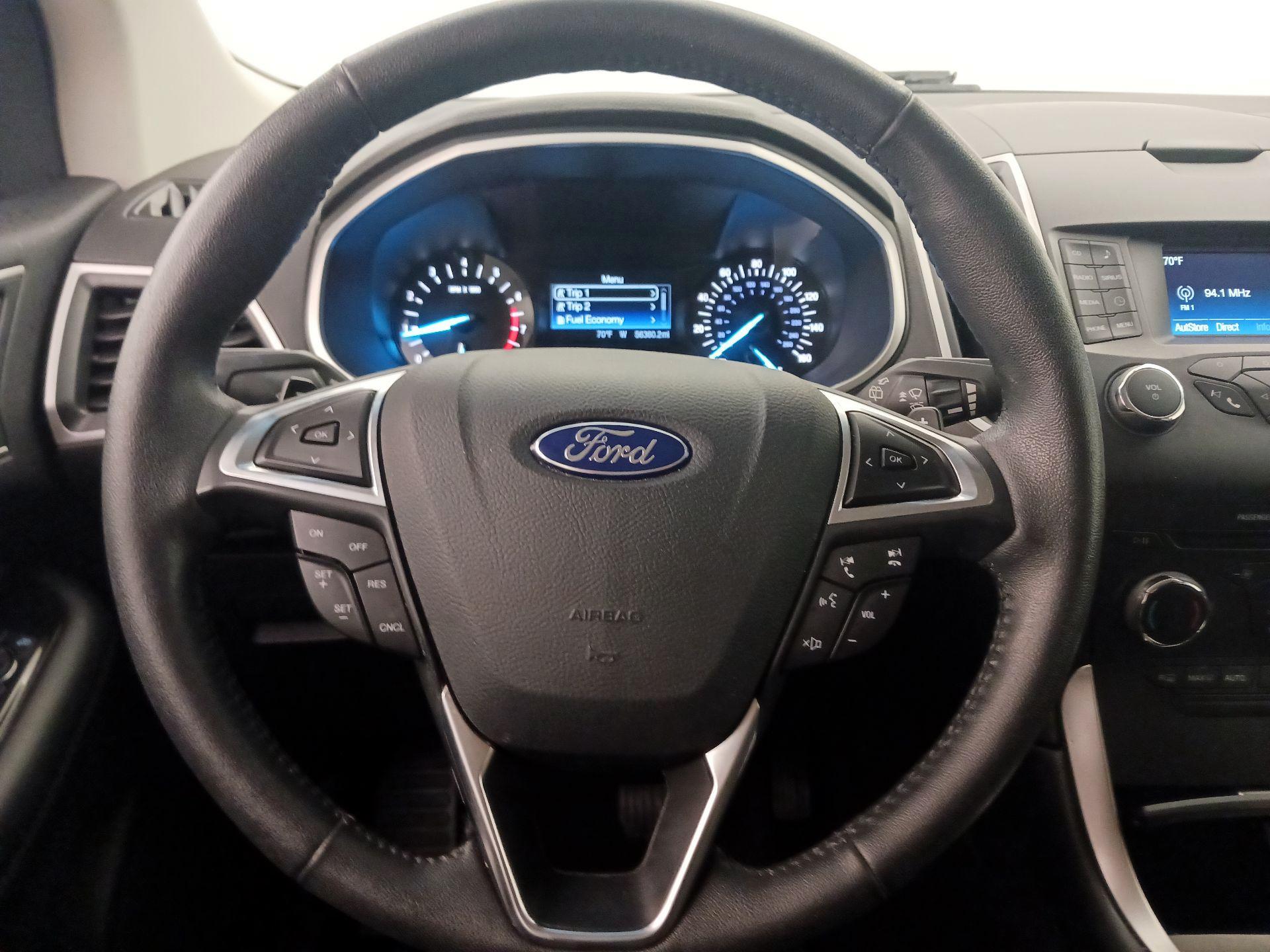 Thumbnail: 2017 Ford Edge - 10