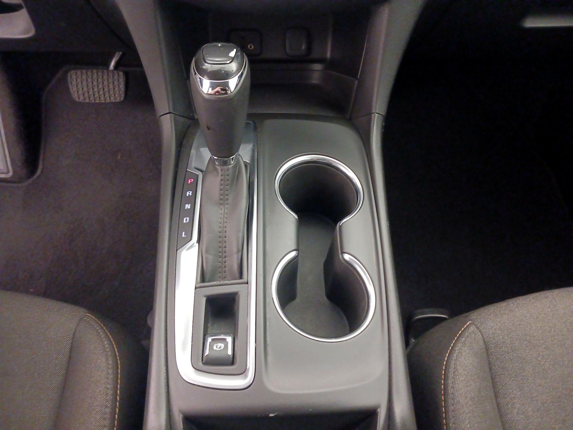 Thumbnail: 2018 Chevrolet Equinox - 17