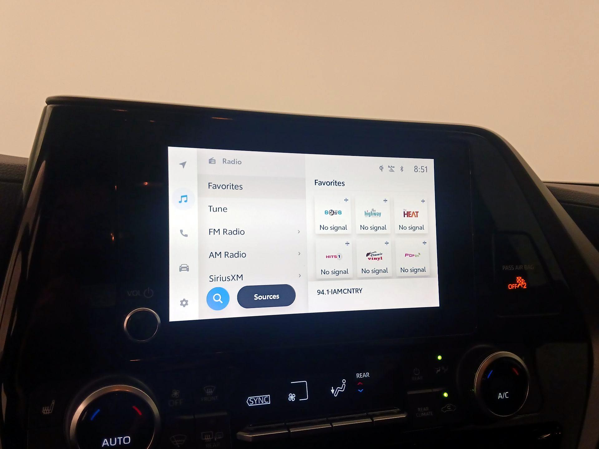 Thumbnail: 2023 Toyota Highlander - 15