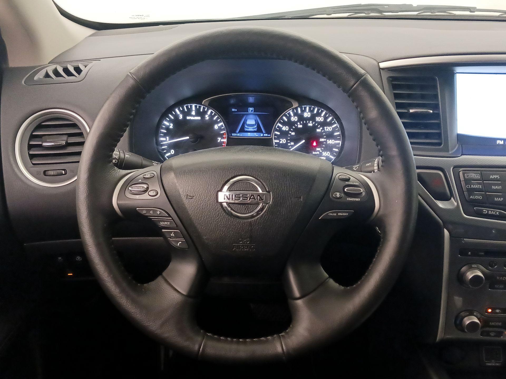 Thumbnail: 2020 Nissan Pathfinder - 10