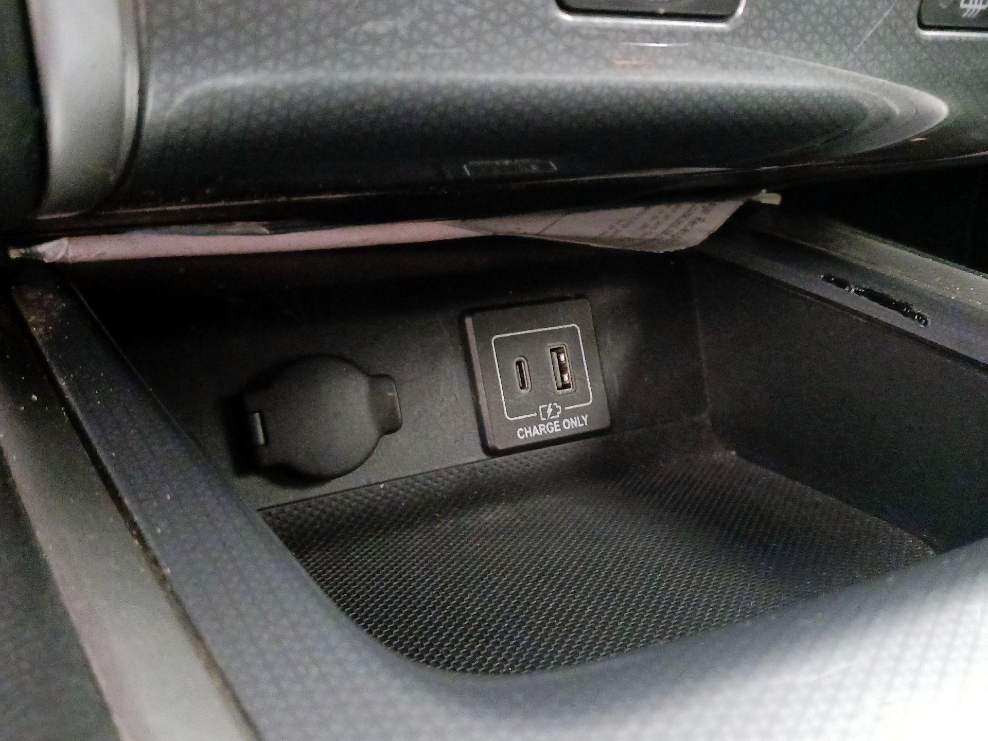 Thumbnail: 2020 Nissan Pathfinder - 19