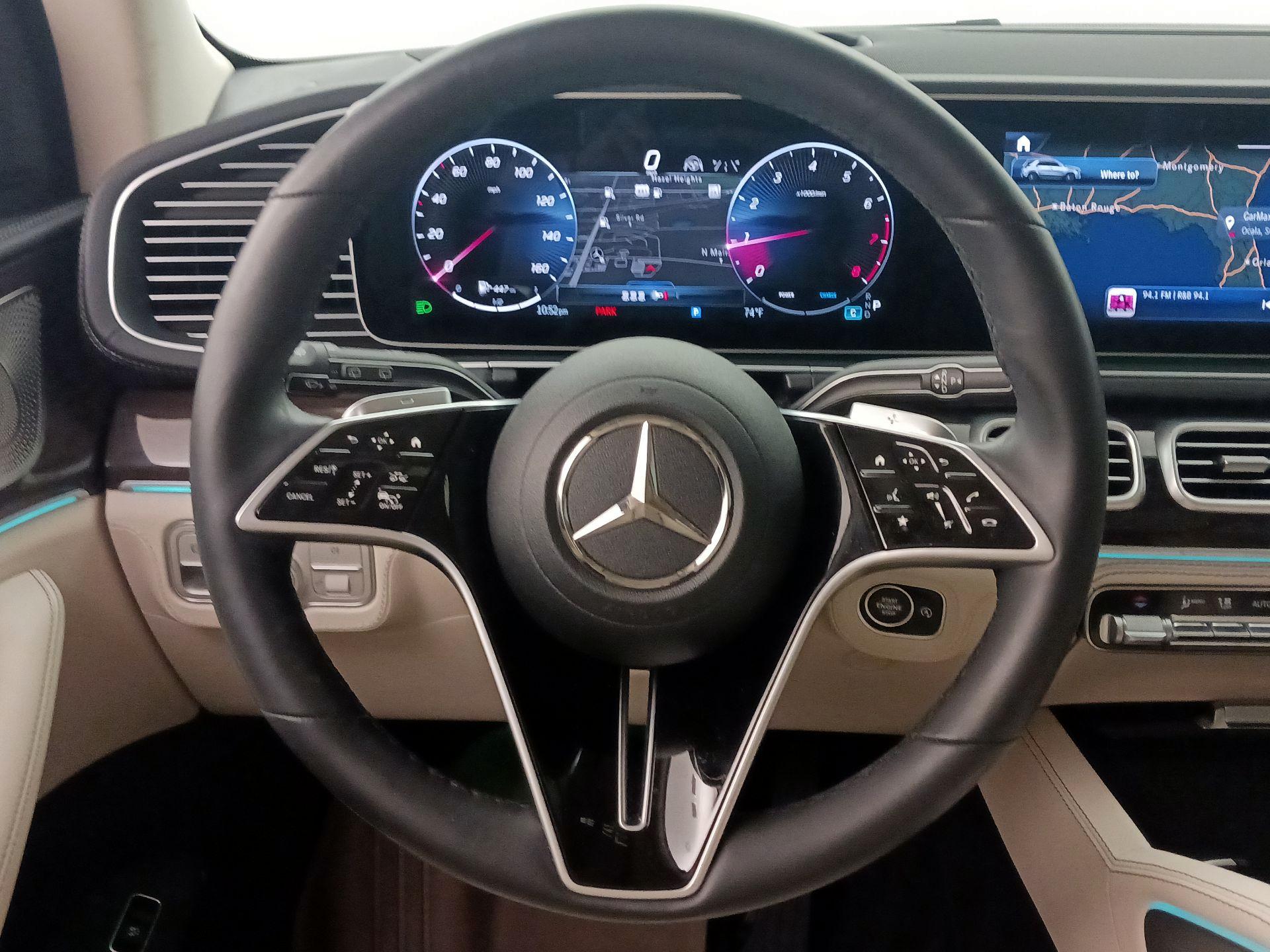 Thumbnail: 2024 Mercedes-Benz GLE - 10