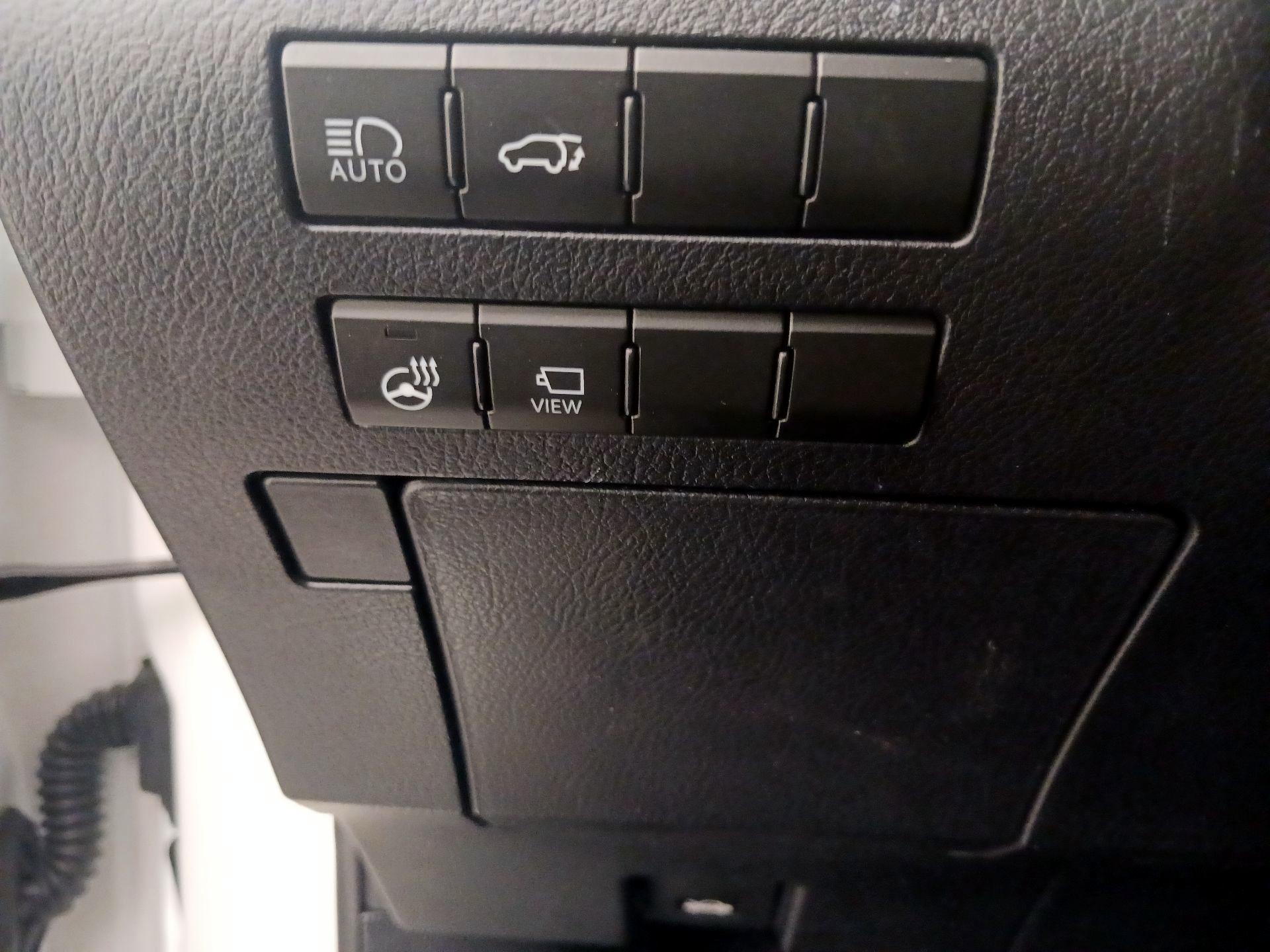 Thumbnail: 2022 Lexus RX - 13