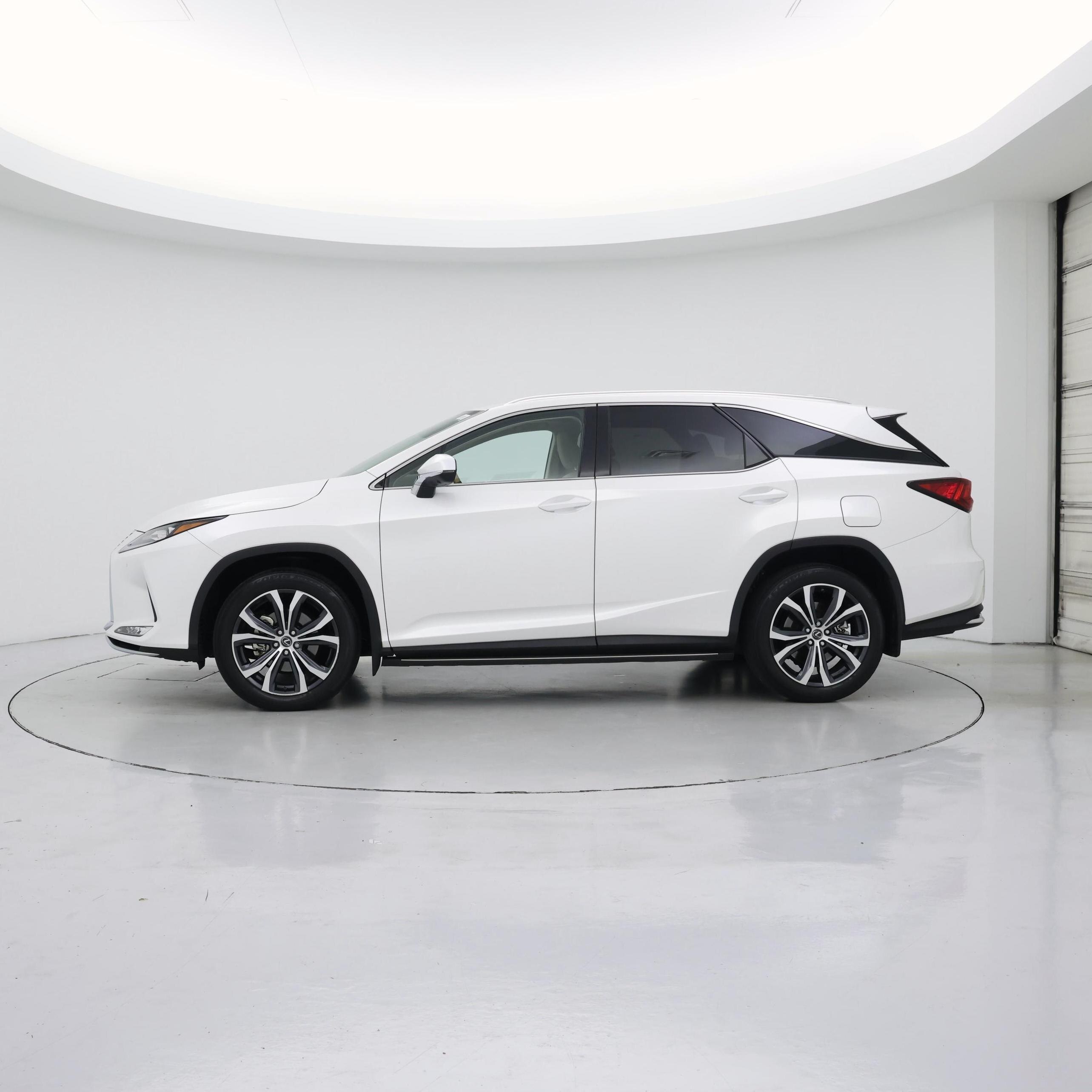 Thumbnail: 2022 Lexus RX - 3