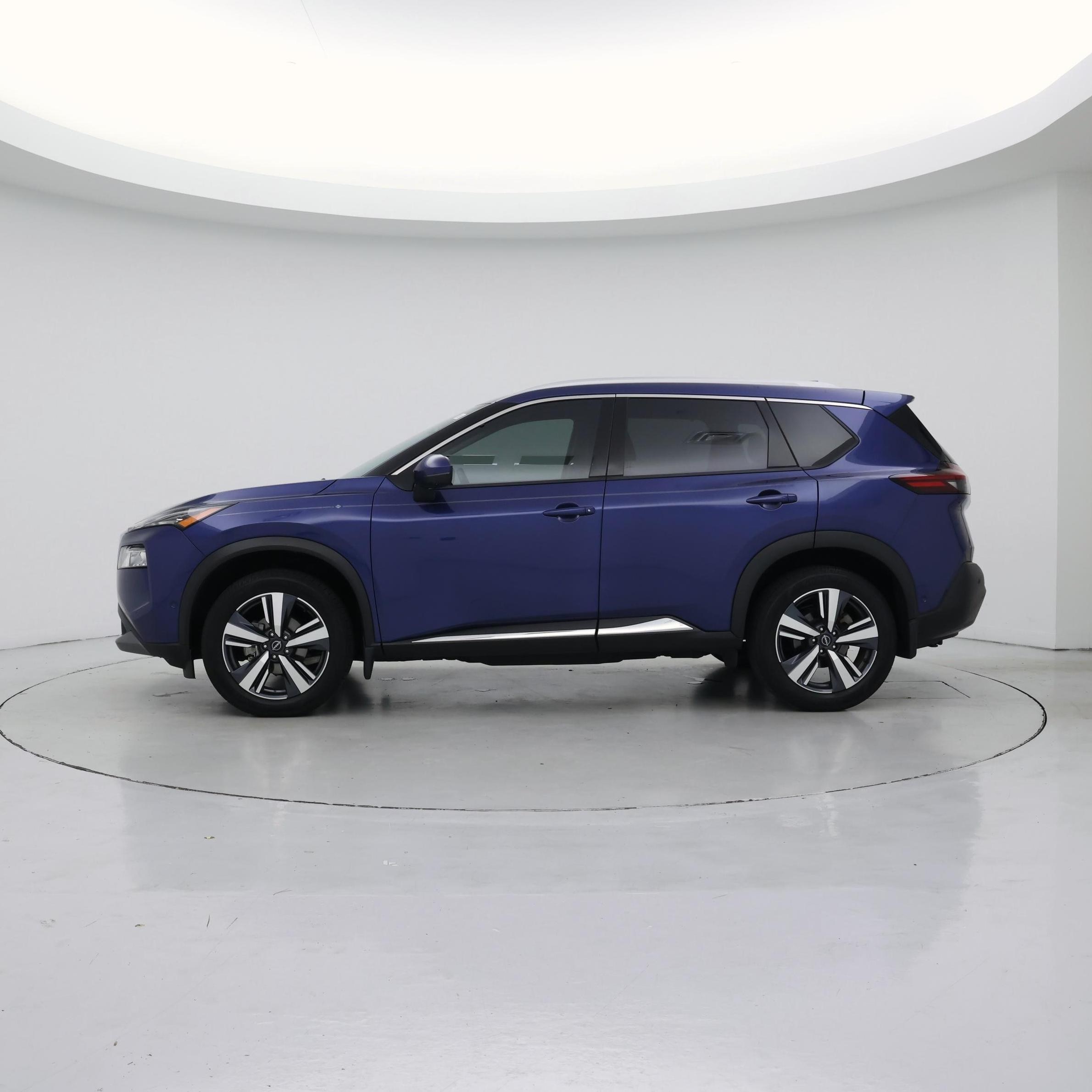 Thumbnail: 2023 Nissan Rogue - 3