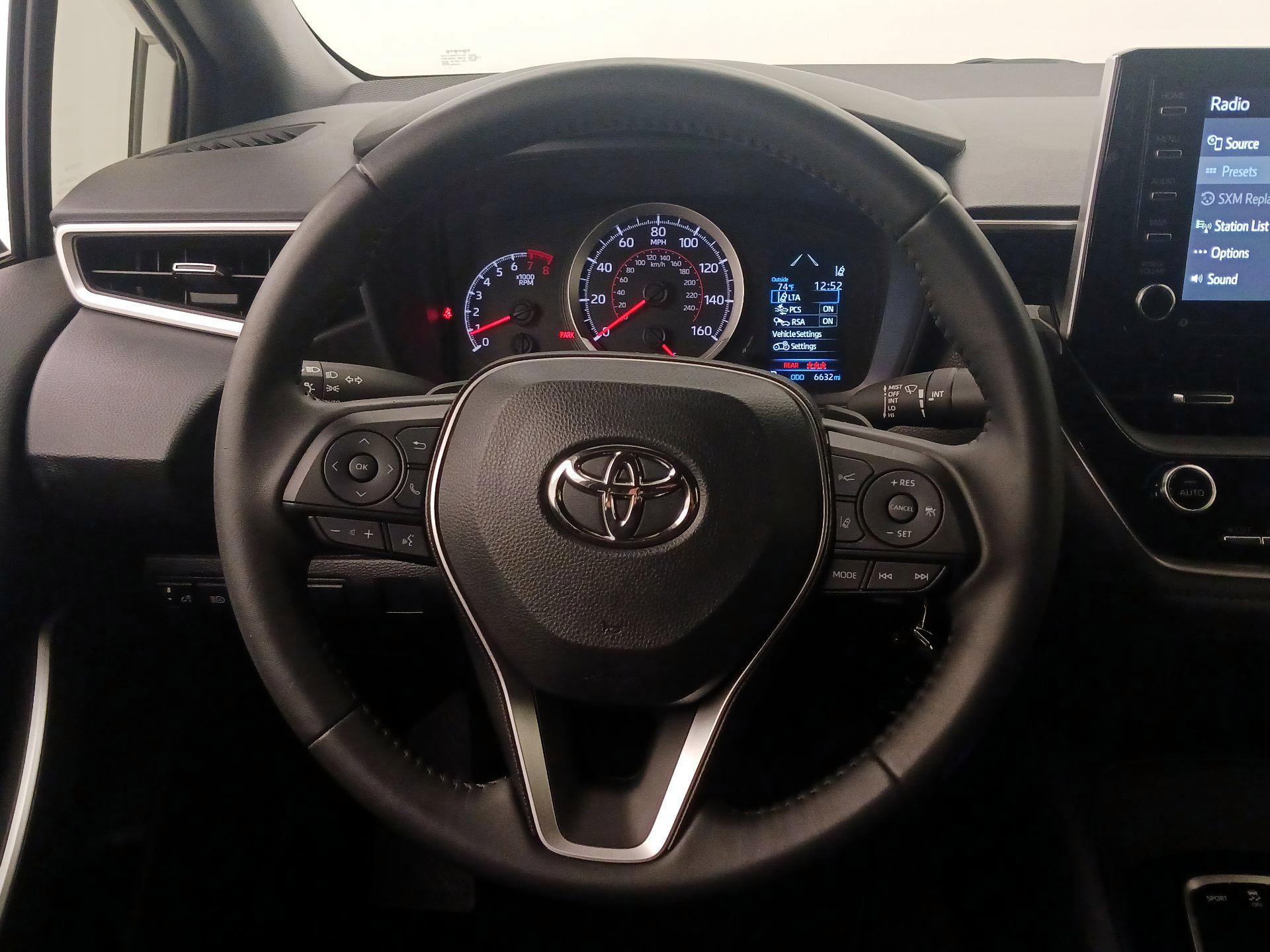 Thumbnail: 2021 Toyota Corolla - 10