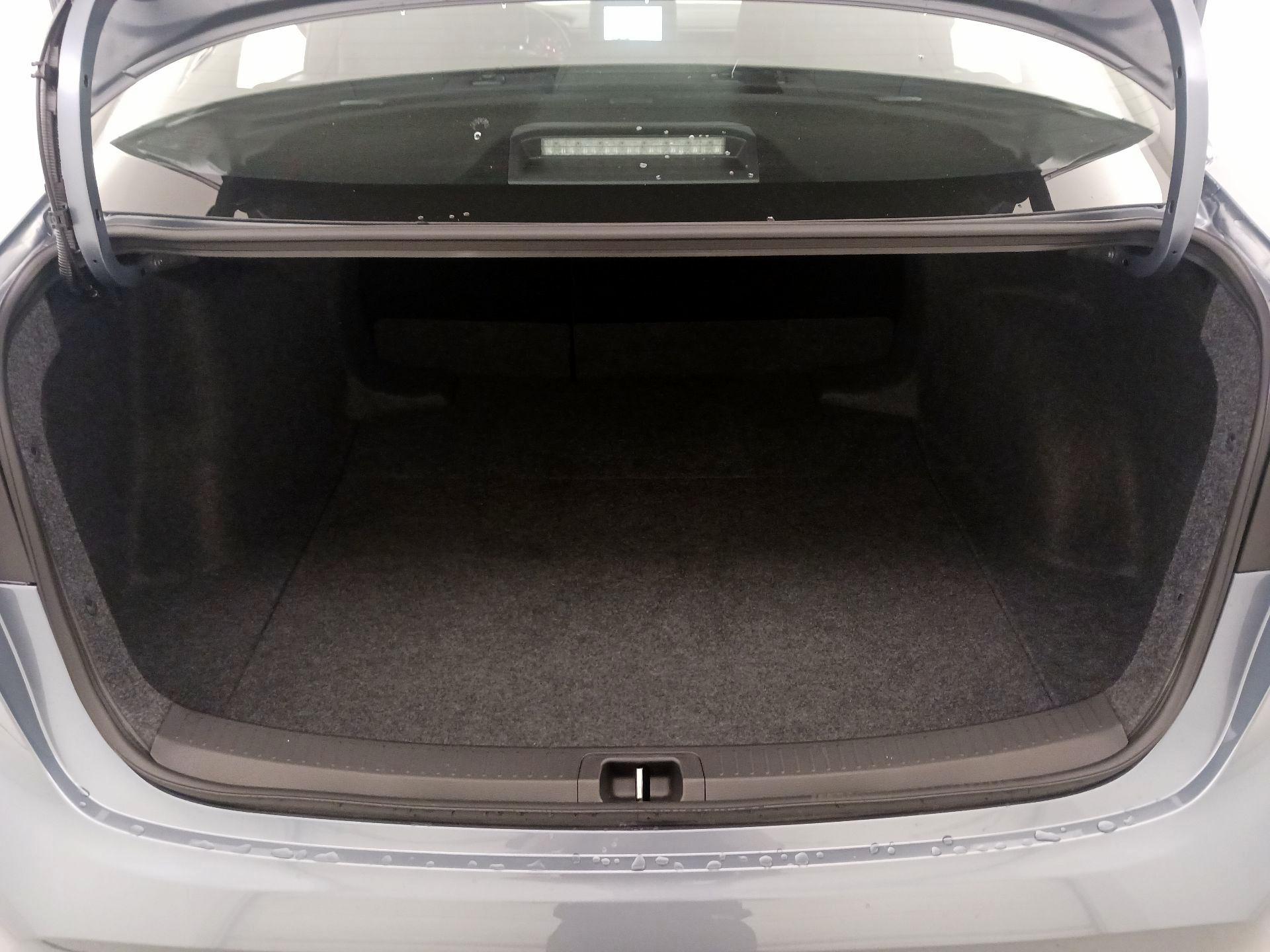 Thumbnail: 2025 Toyota Corolla - 20