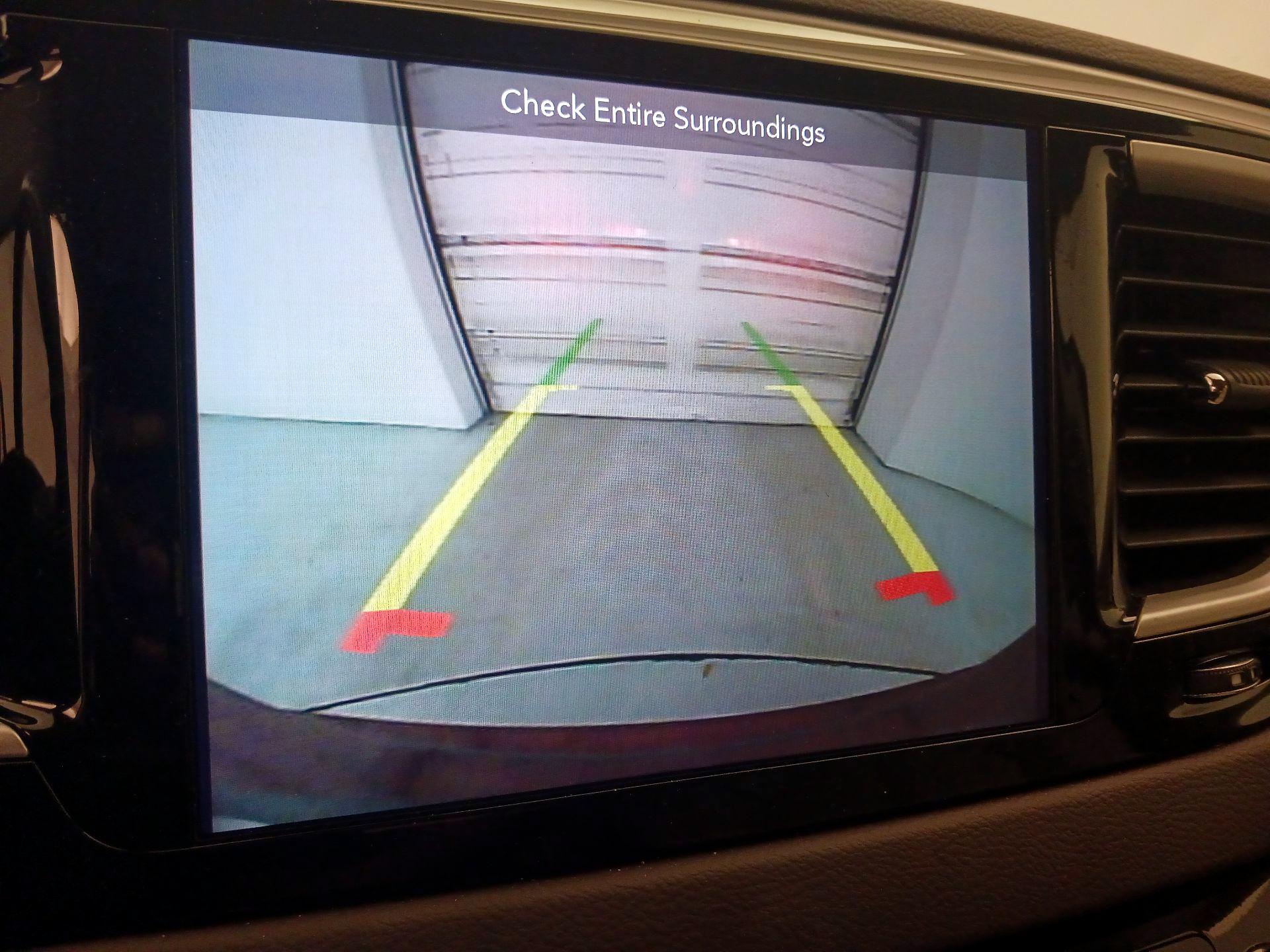 Thumbnail: 2019 Chrysler Pacifica - 15