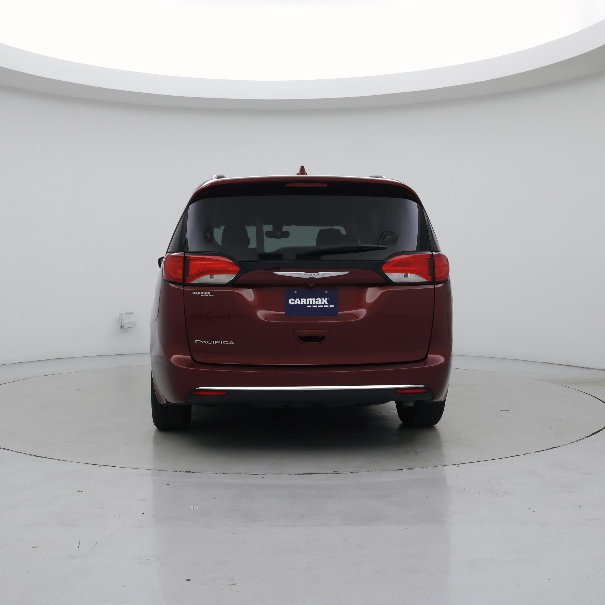 Thumbnail: 2019 Chrysler Pacifica - 6