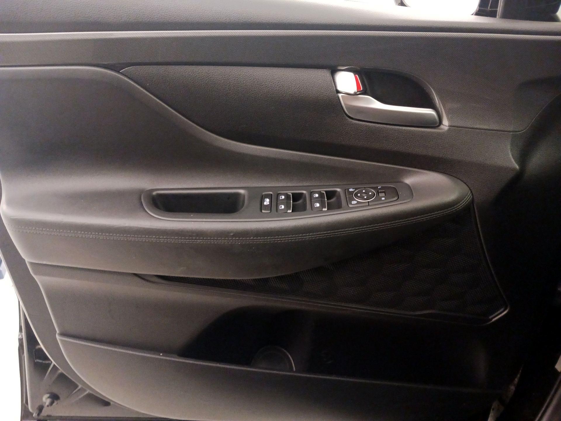 Thumbnail: 2023 Hyundai Santa Fe - 12