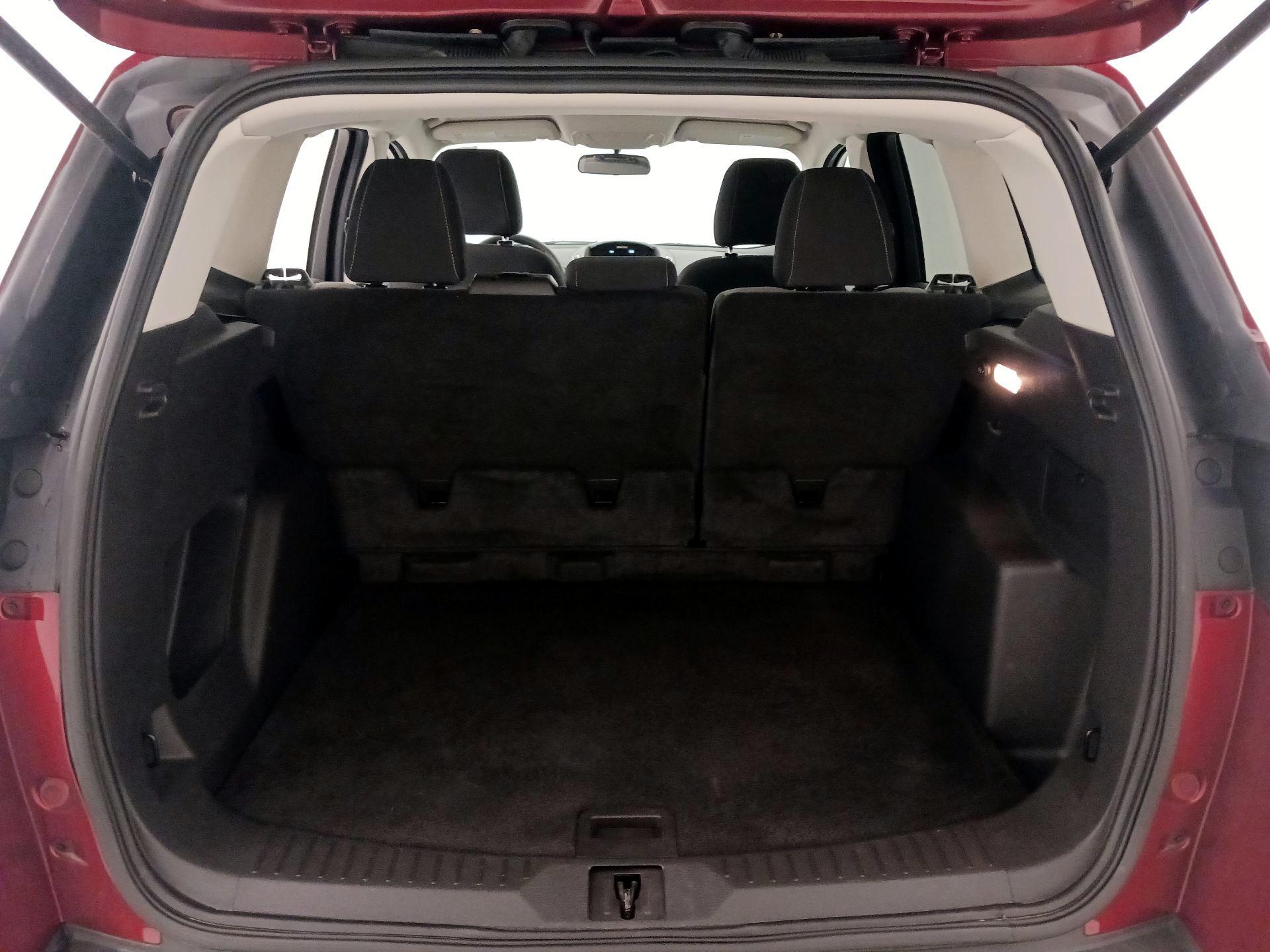 Thumbnail: 2015 Ford Escape - 20