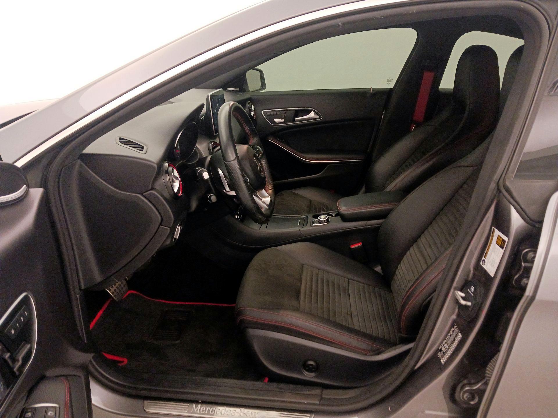 Thumbnail: 2015 Mercedes-Benz CLA - 11