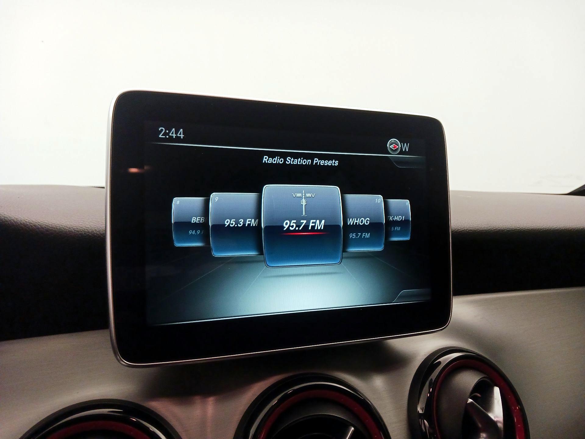 Thumbnail: 2015 Mercedes-Benz CLA - 16