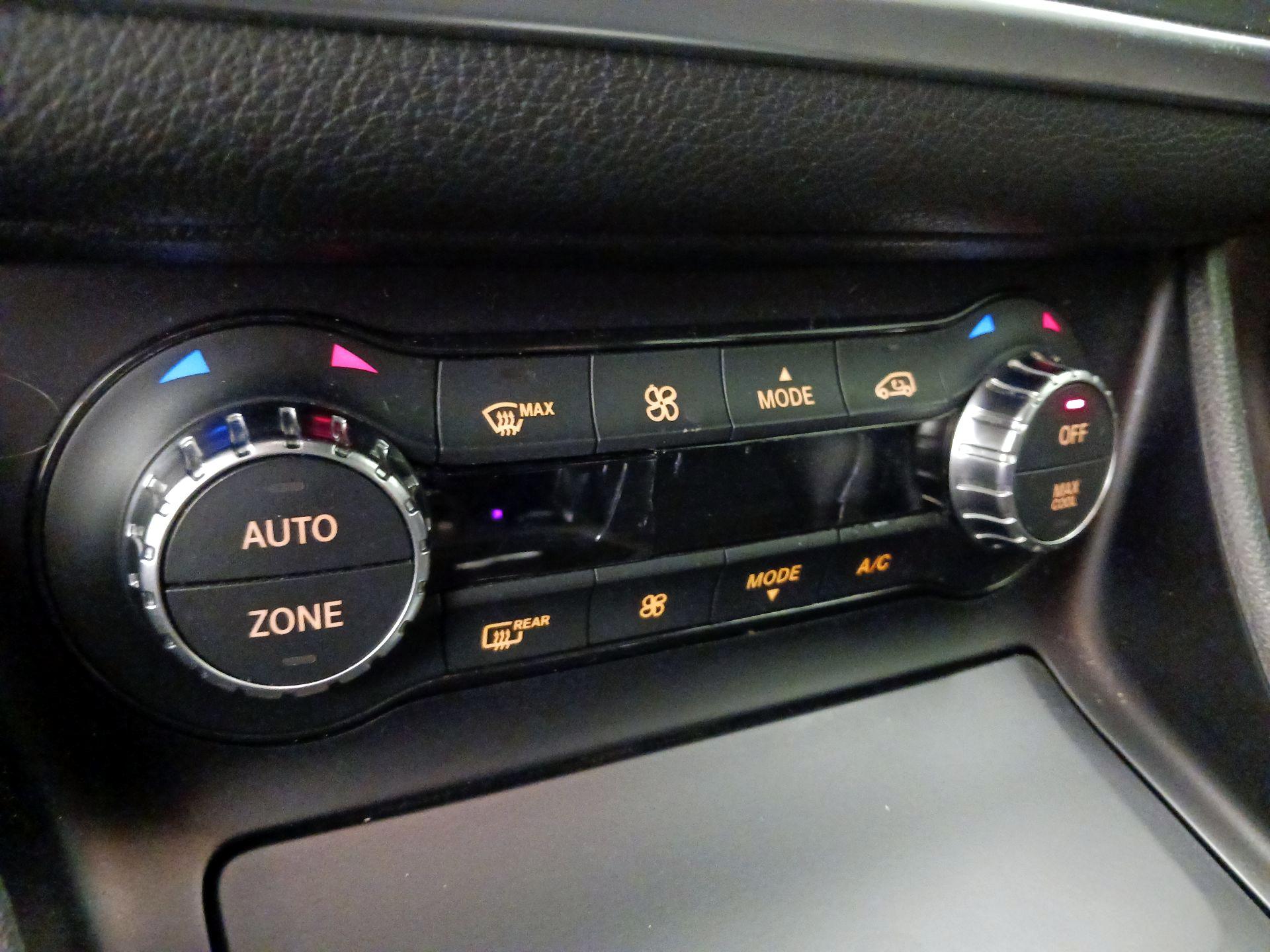 Thumbnail: 2015 Mercedes-Benz CLA - 17