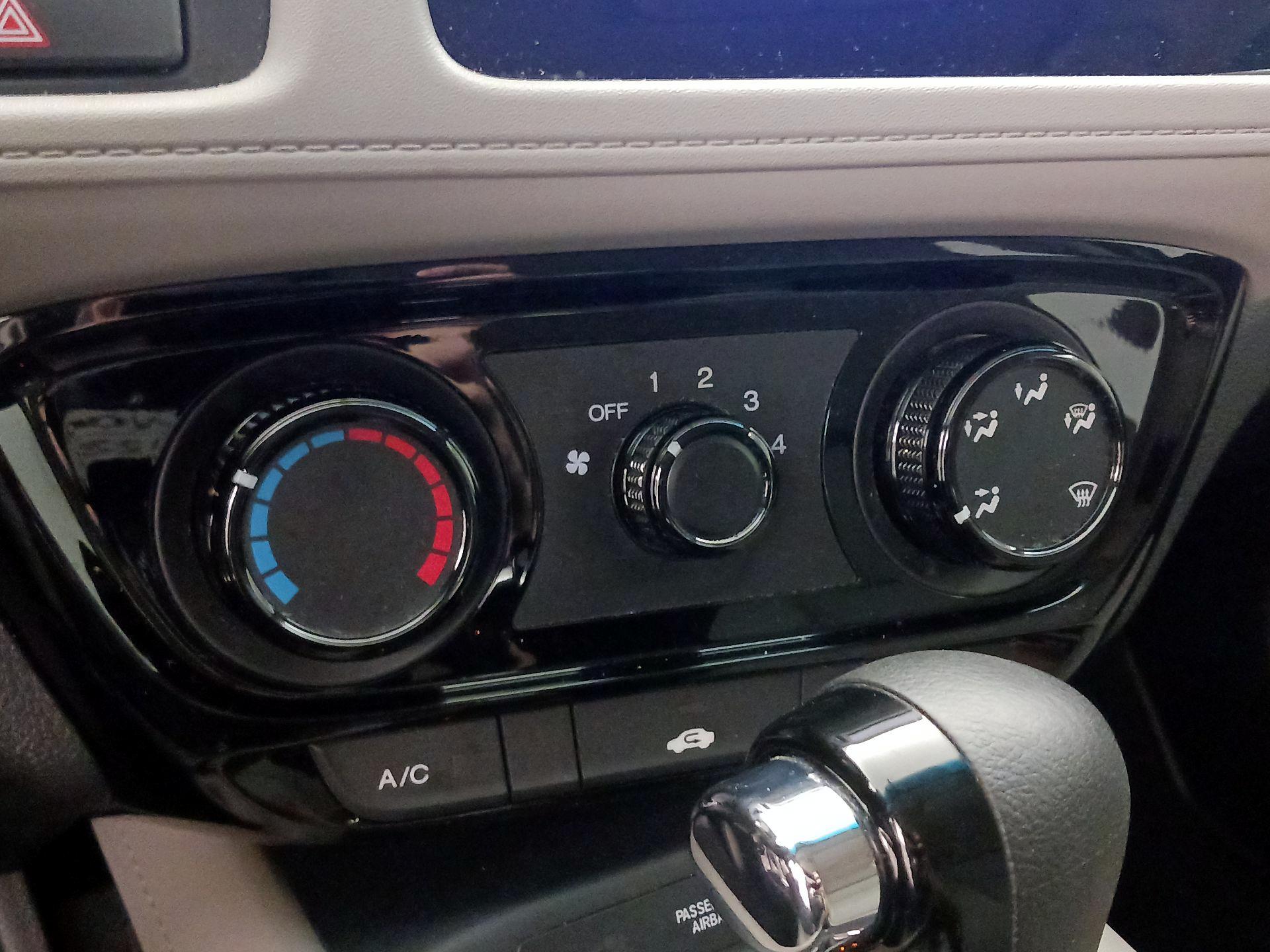 Thumbnail: 2022 Honda HR-V - 16