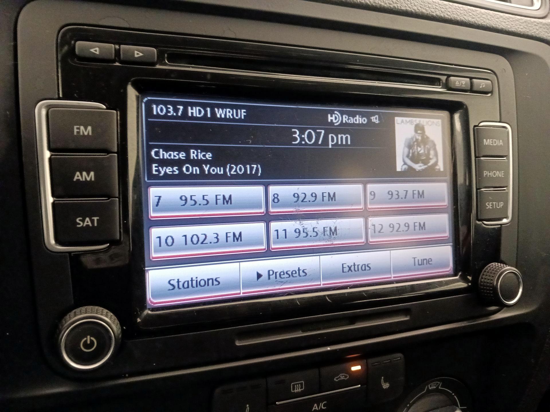 Thumbnail: 2015 Volkswagen Jetta - 15