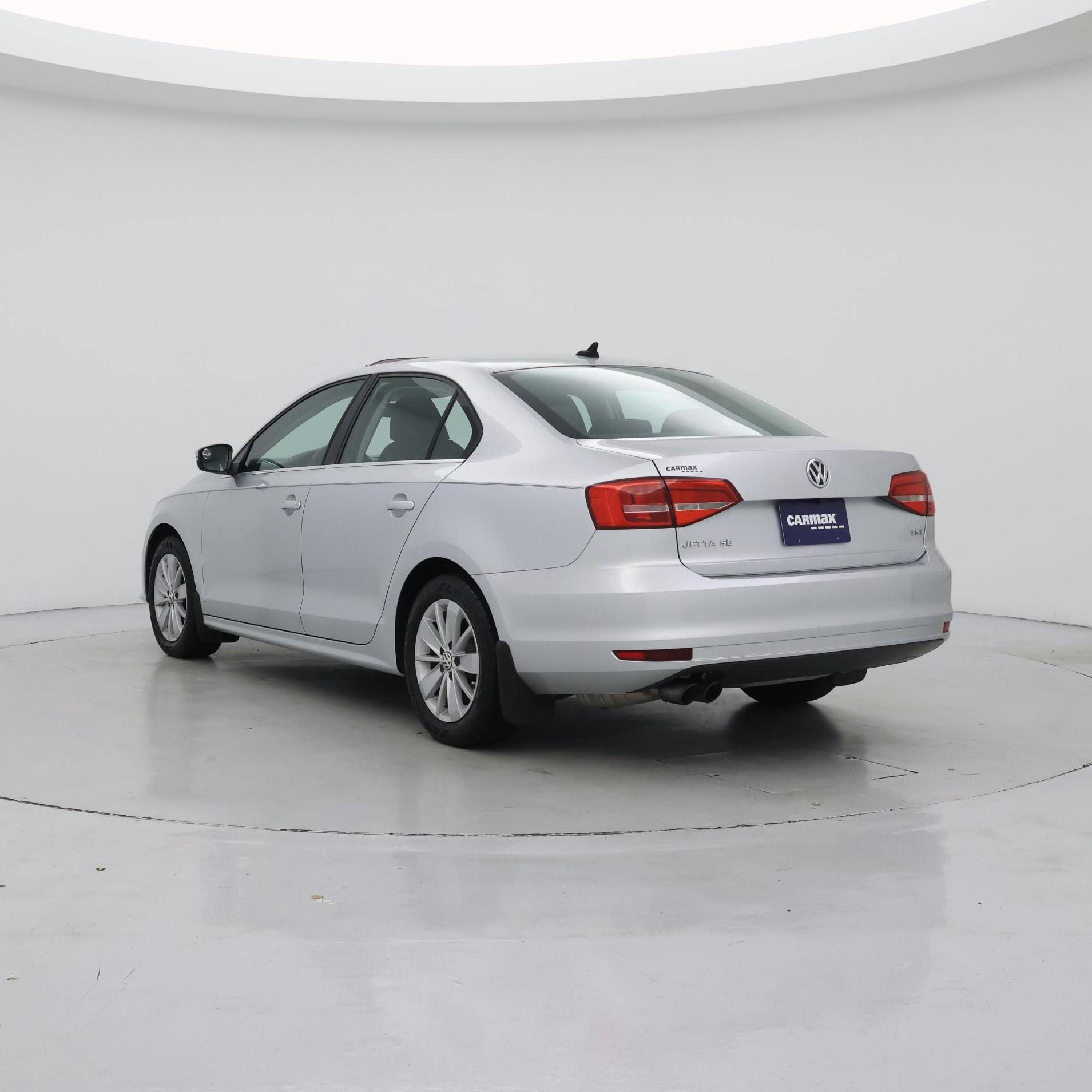 Thumbnail: 2015 Volkswagen Jetta - 2