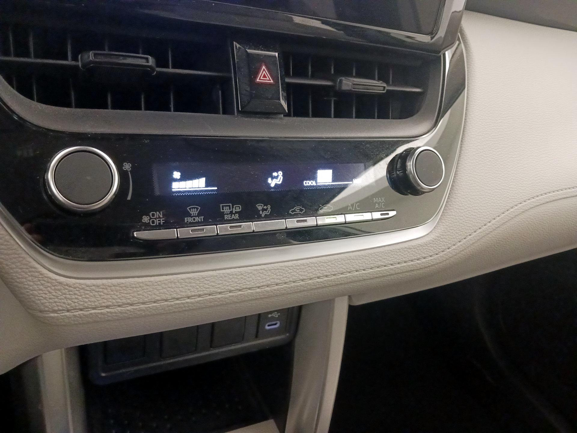 Thumbnail: 2023 Toyota Corolla Cross - 16