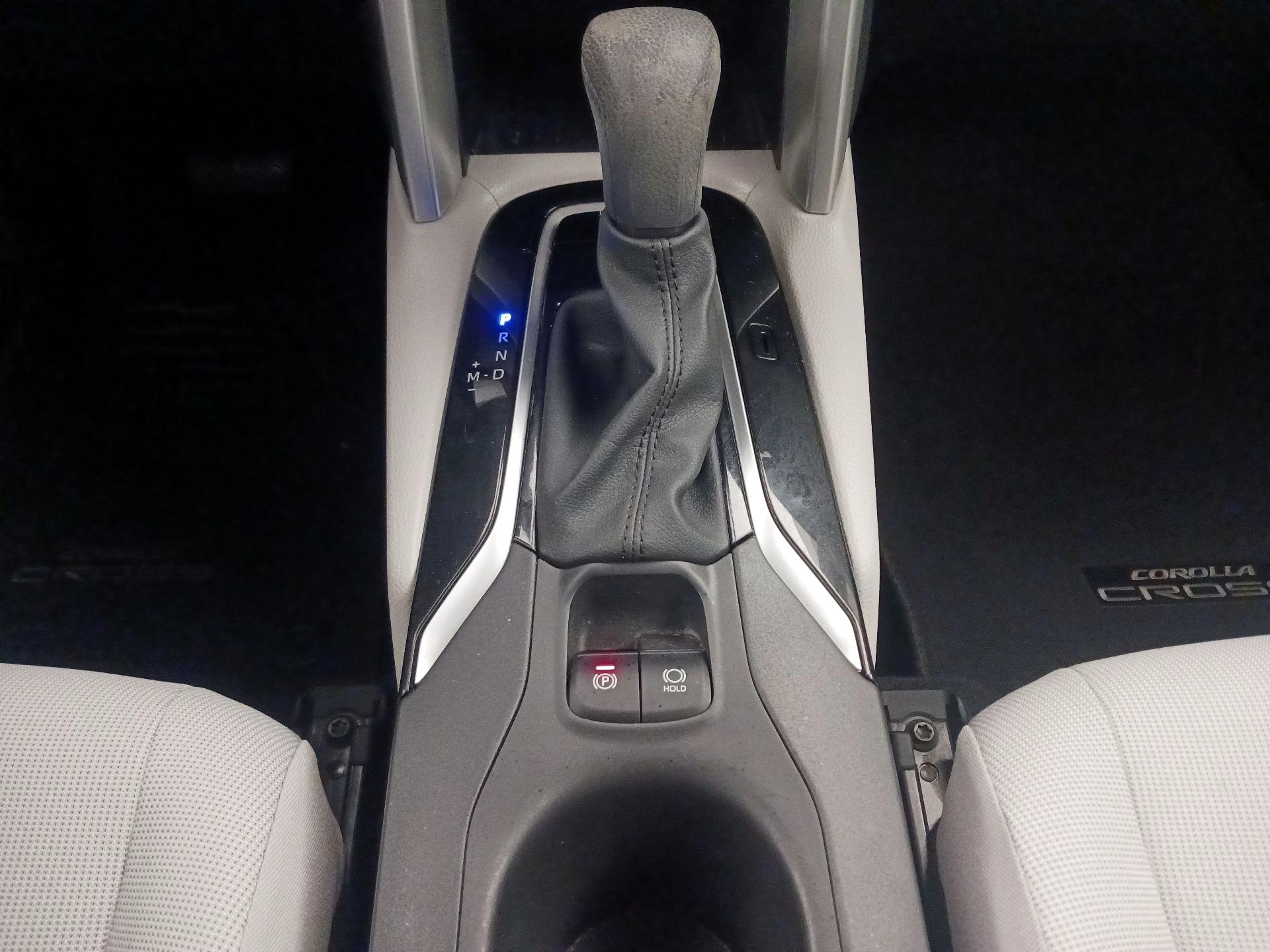 Thumbnail: 2023 Toyota Corolla Cross - 17