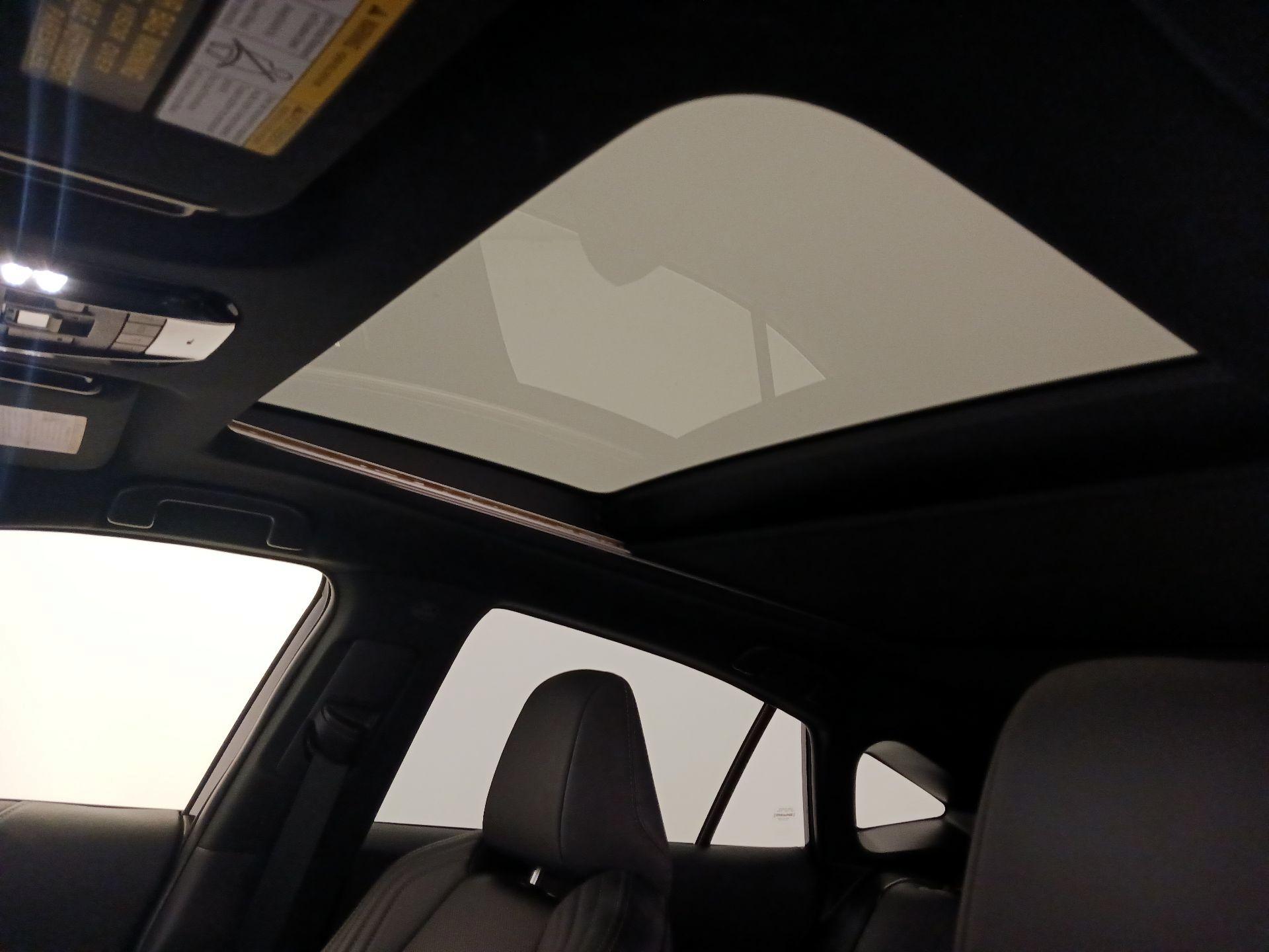 Thumbnail: 2022 Toyota Venza - 20