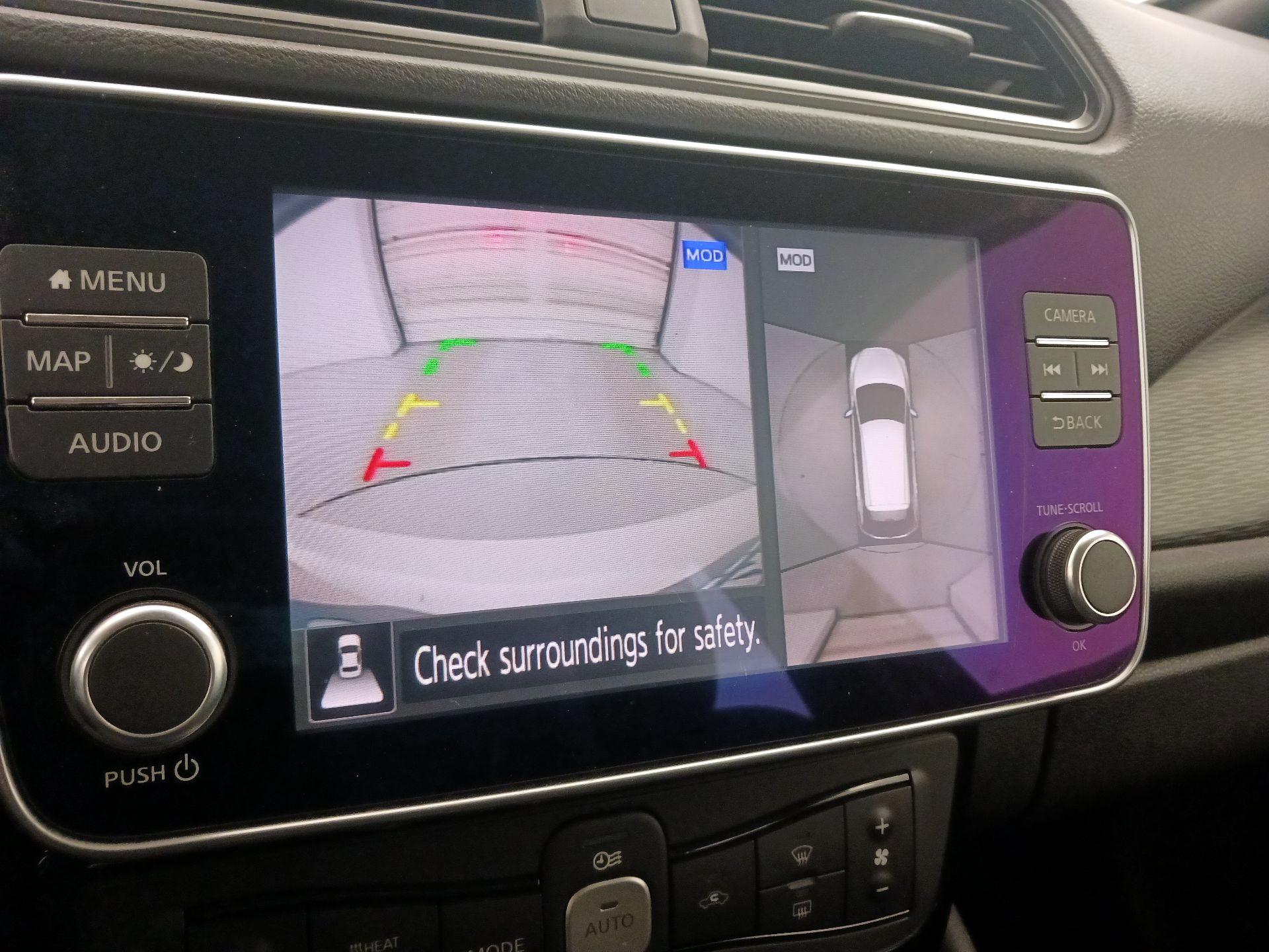 Thumbnail: 2020 Nissan Leaf - 15