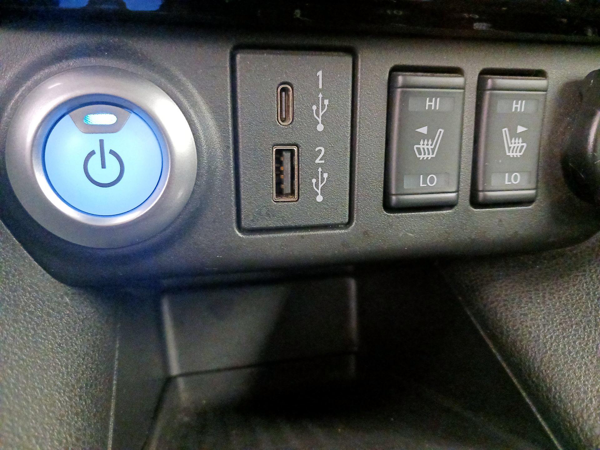 Thumbnail: 2020 Nissan Leaf - 19